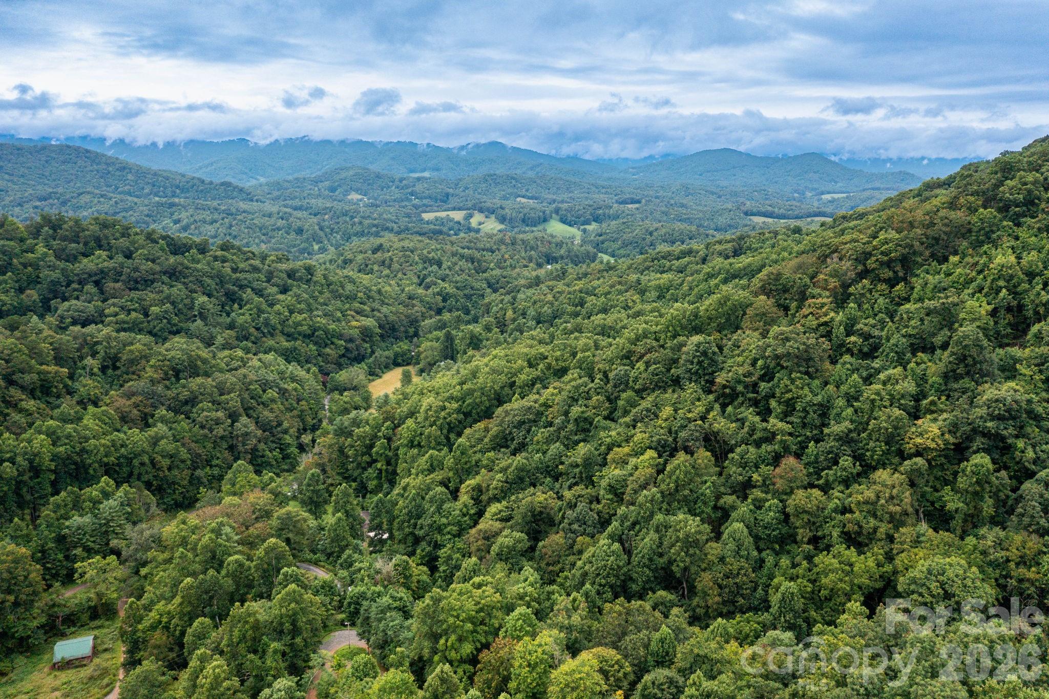 205 Sleepy Hollow Drive — Mars Hill