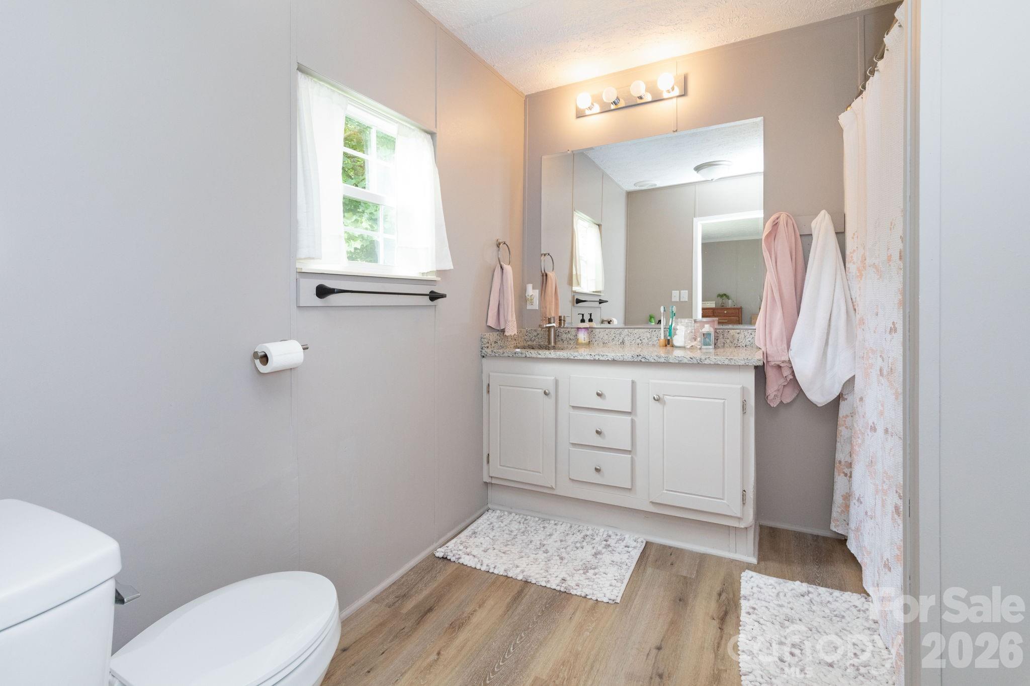205 Sleepy Hollow Drive — Mars Hill