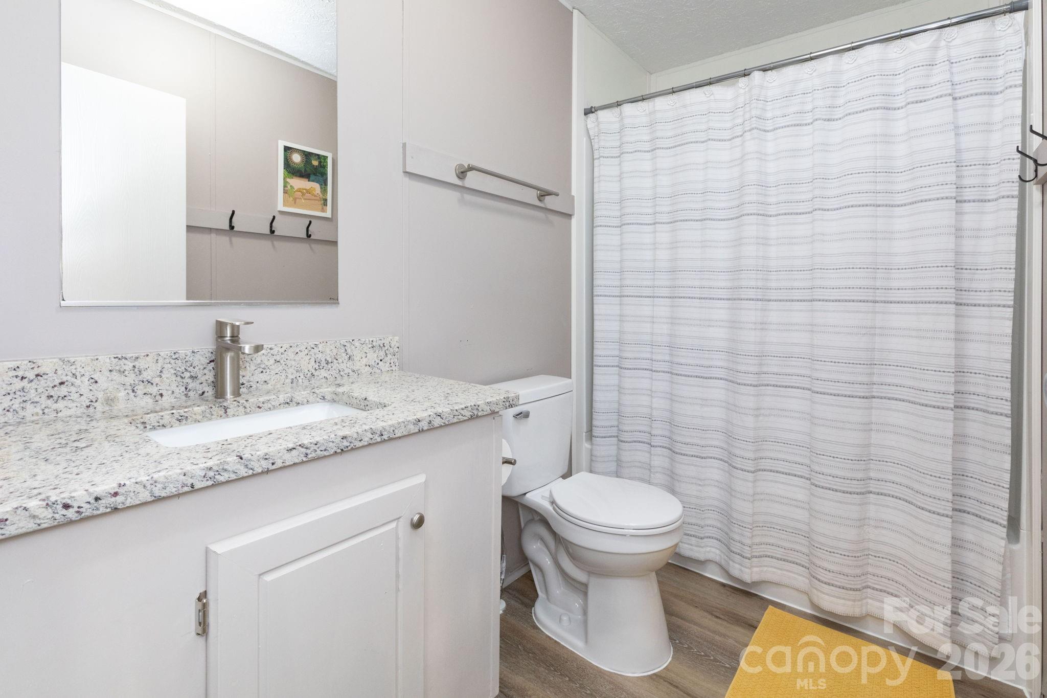 205 Sleepy Hollow Drive — Mars Hill