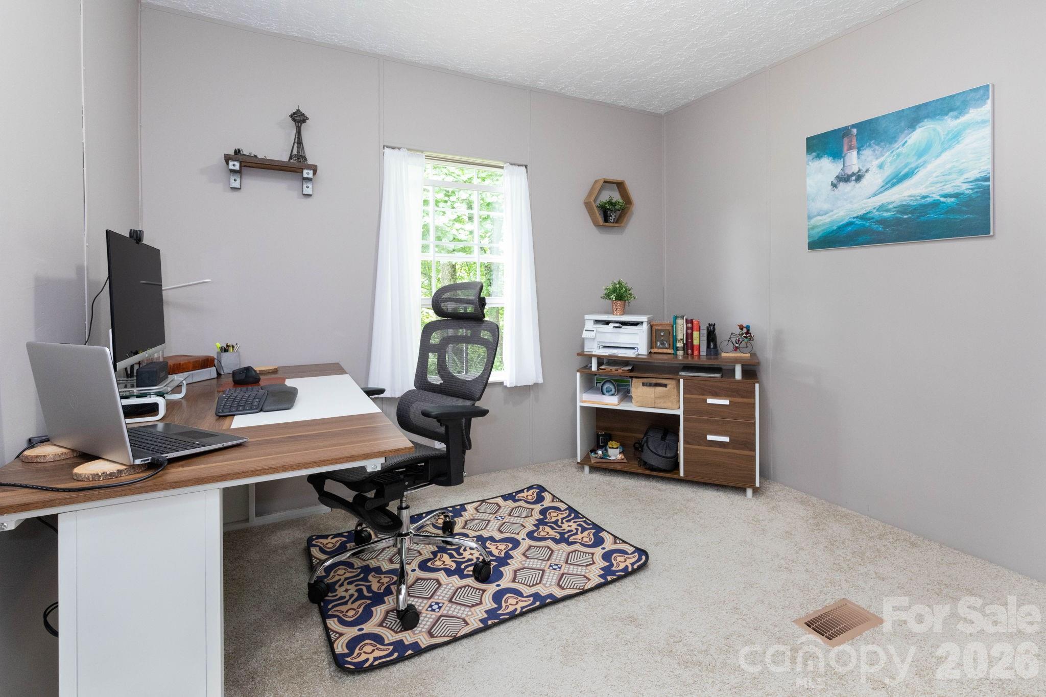 205 Sleepy Hollow Drive — Mars Hill