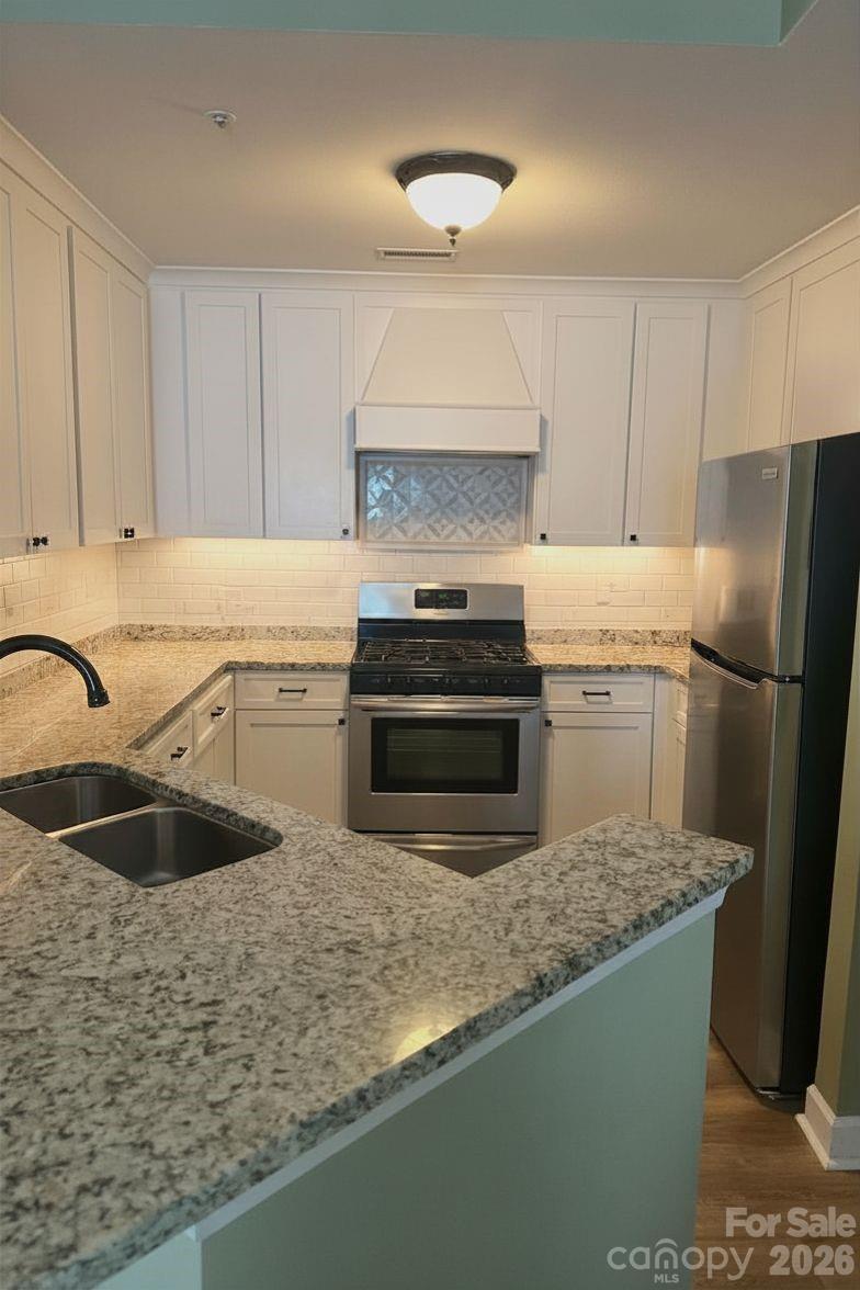 17811 Half Moon Lane #L — Cornelius