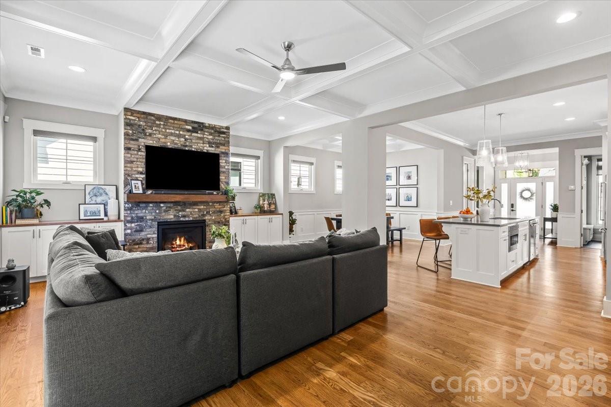 14125 Shelburne Village Drive — Charlotte