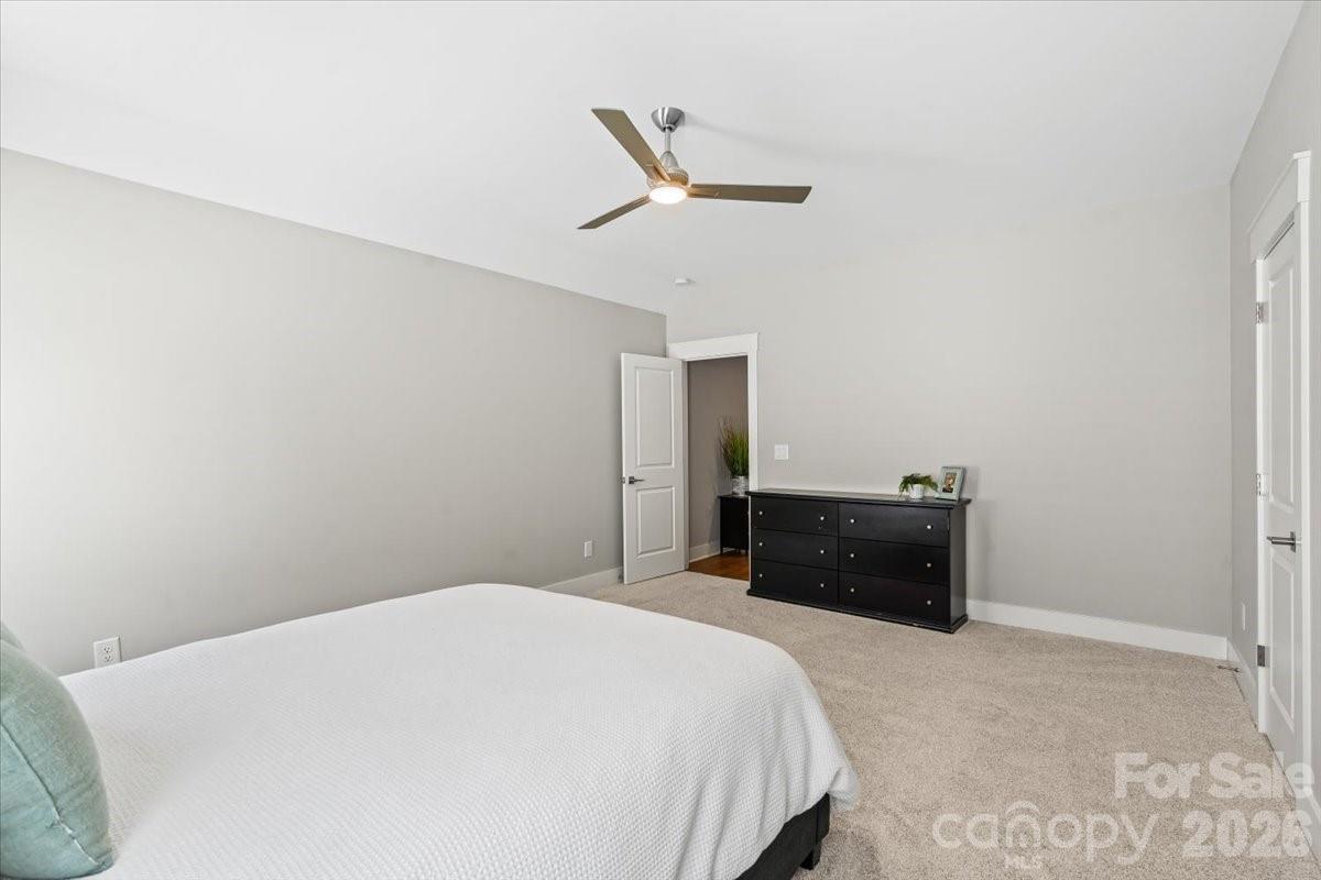 14125 Shelburne Village Drive — Charlotte
