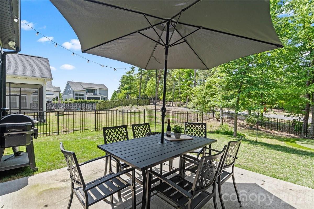 14125 Shelburne Village Drive — Charlotte