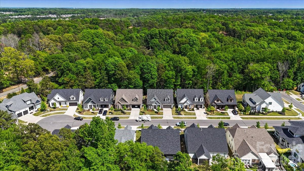 14125 Shelburne Village Drive — Charlotte