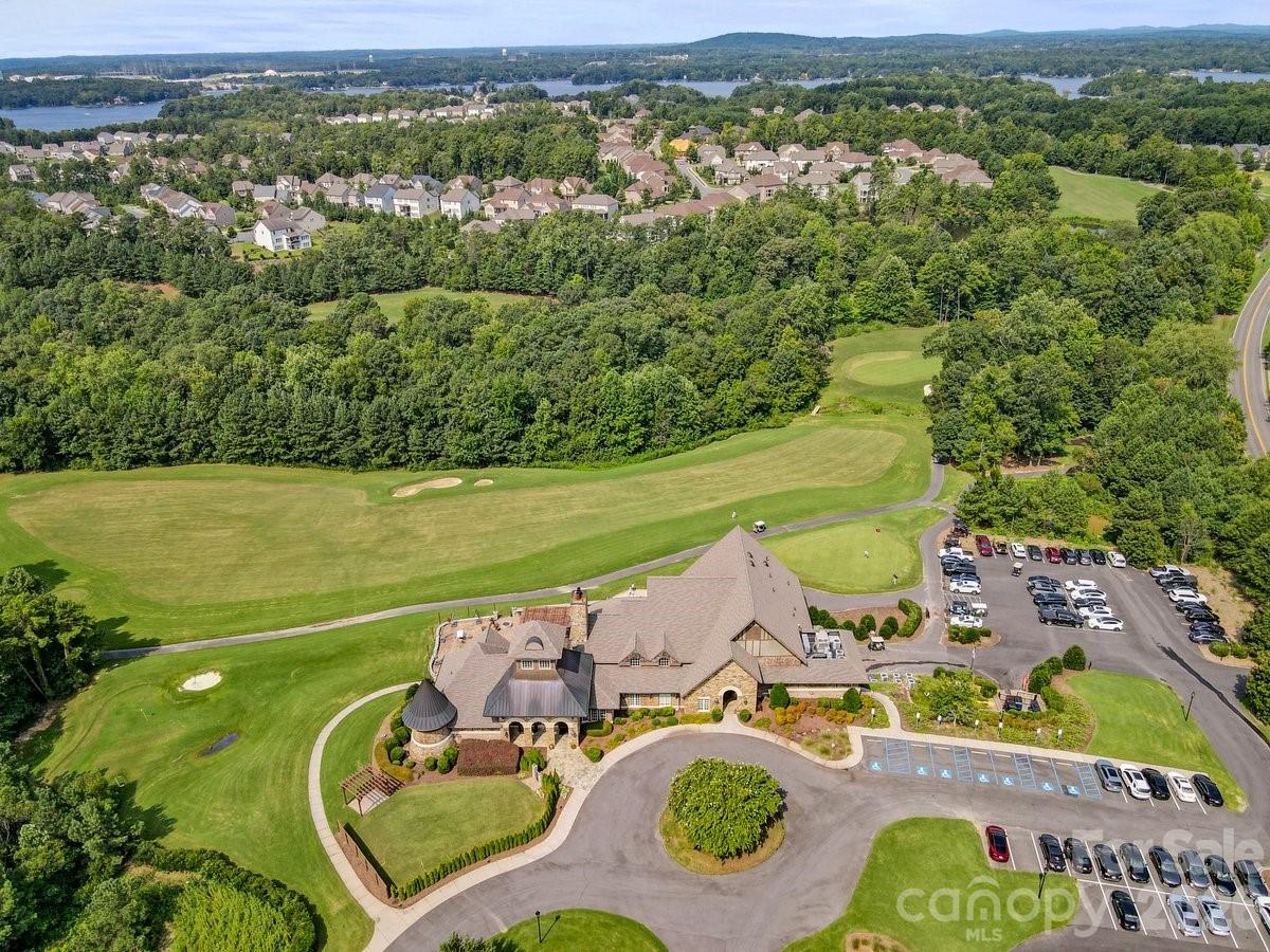 14125 Shelburne Village Drive — Charlotte