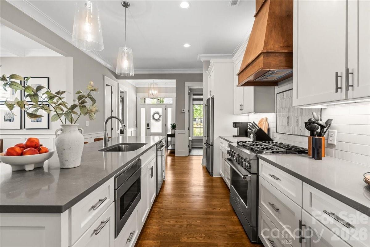 14125 Shelburne Village Drive — Charlotte