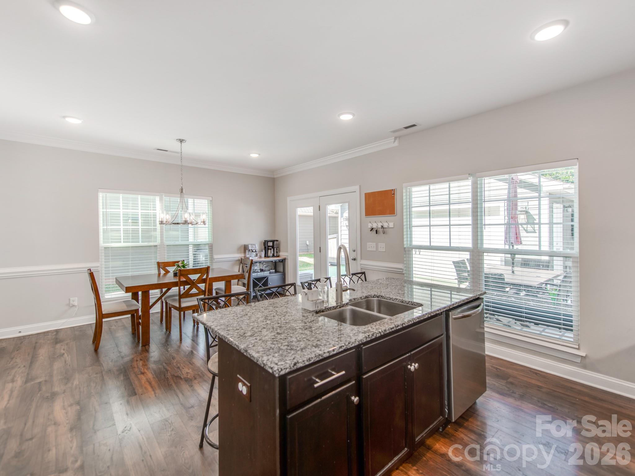 8753 Aspinwall Drive — Charlotte