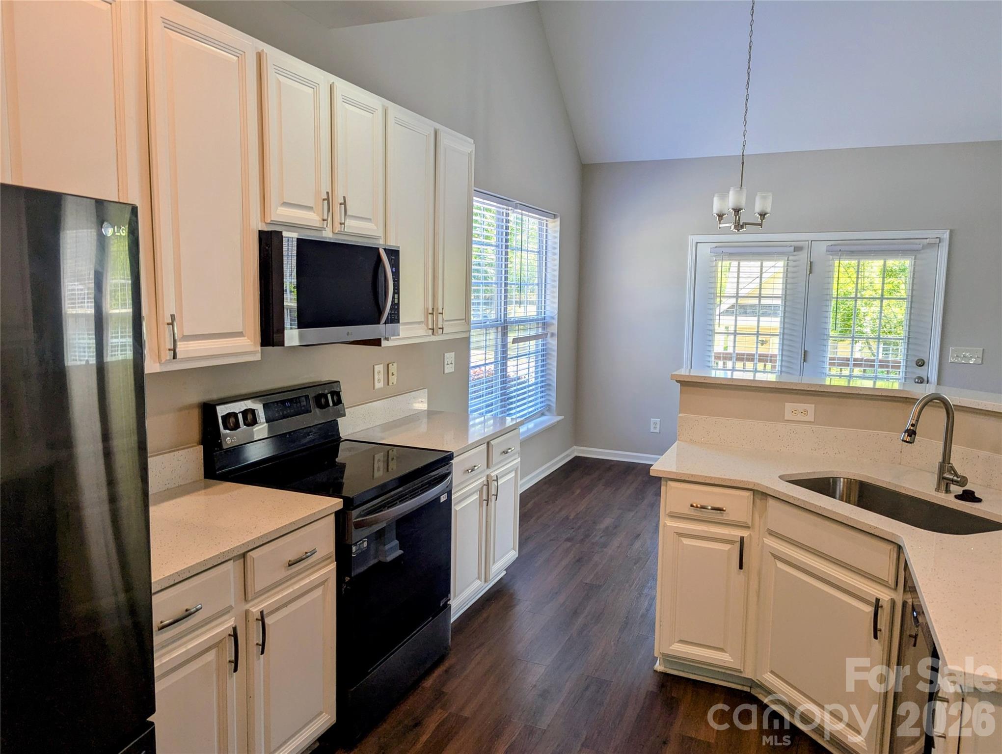 10932 Stone Trail Road — Charlotte