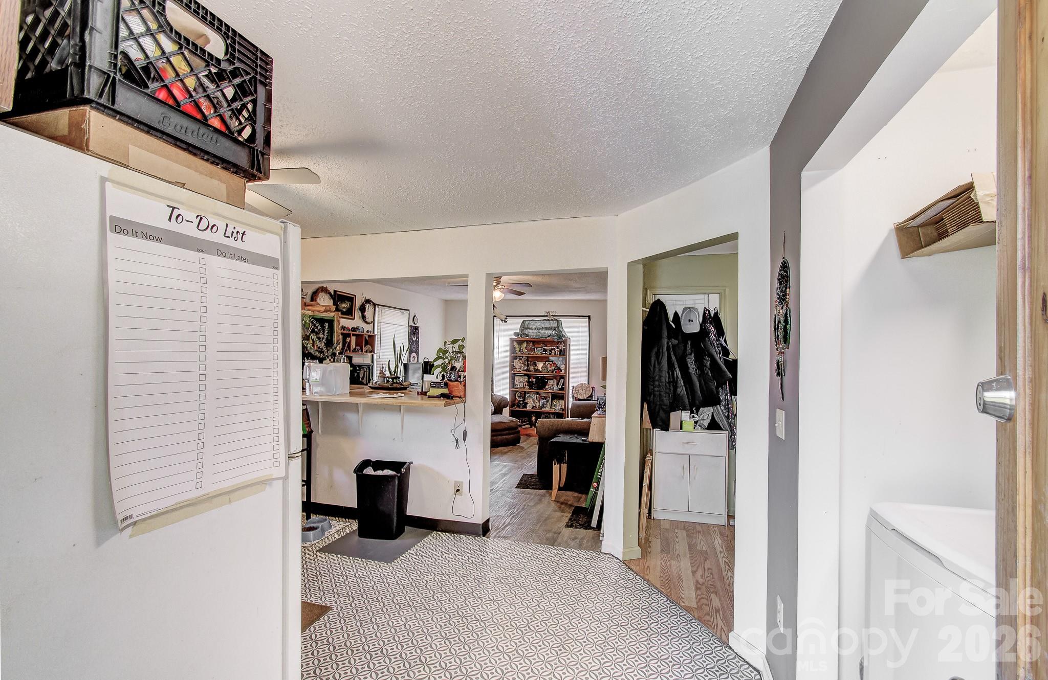 6 Lands End Drive — Candler