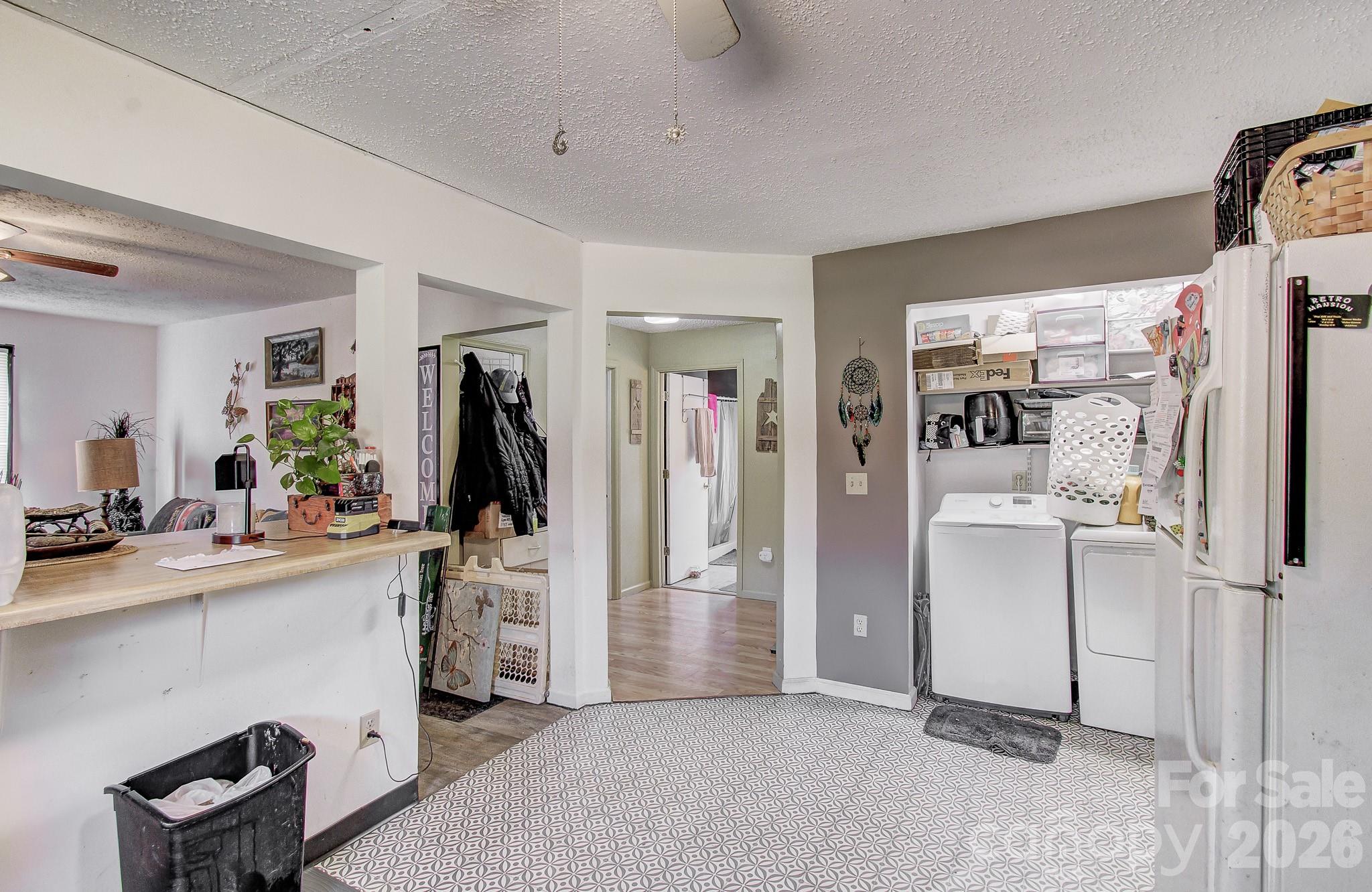 6 Lands End Drive — Candler