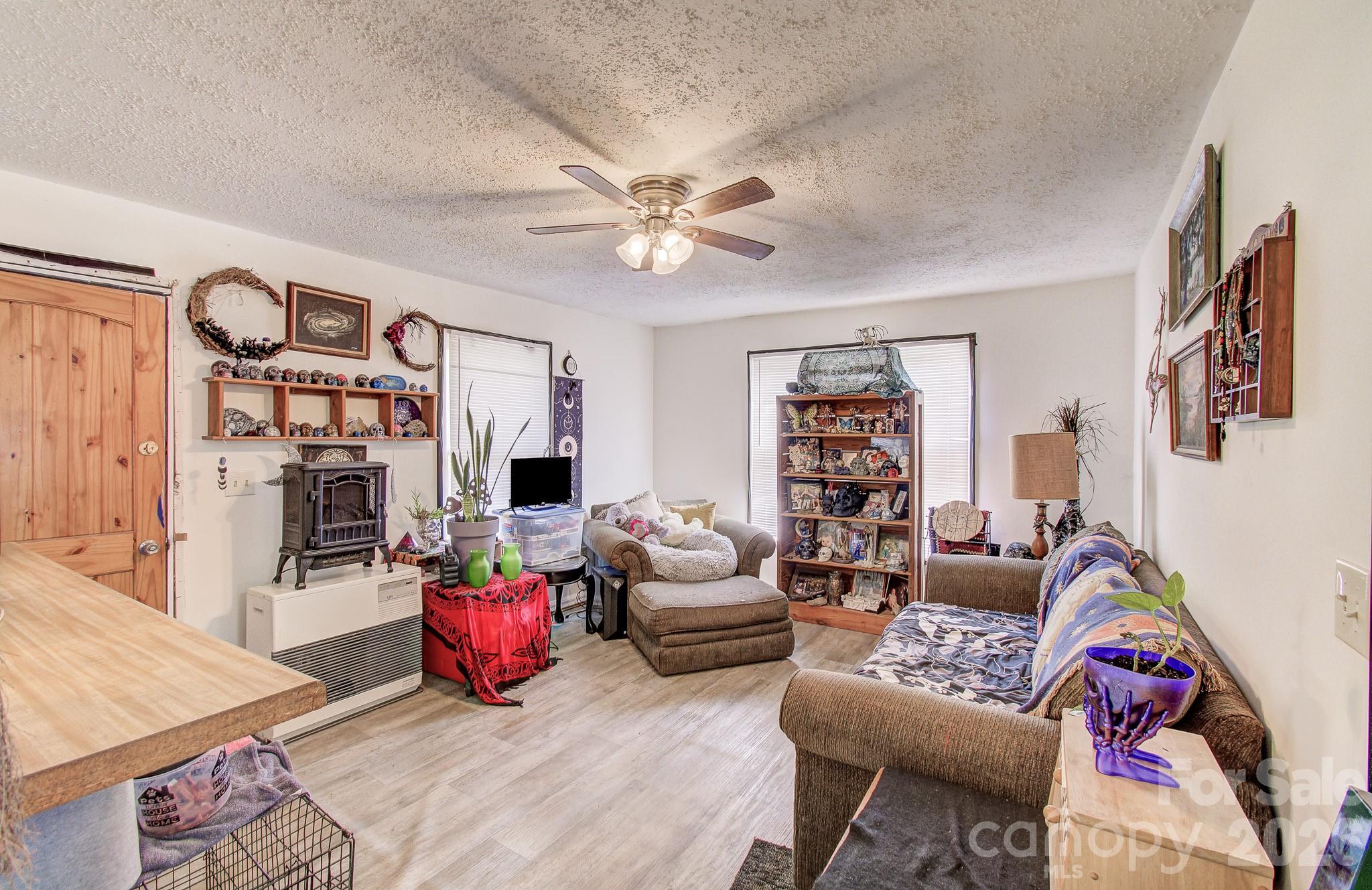 6 Lands End Drive — Candler