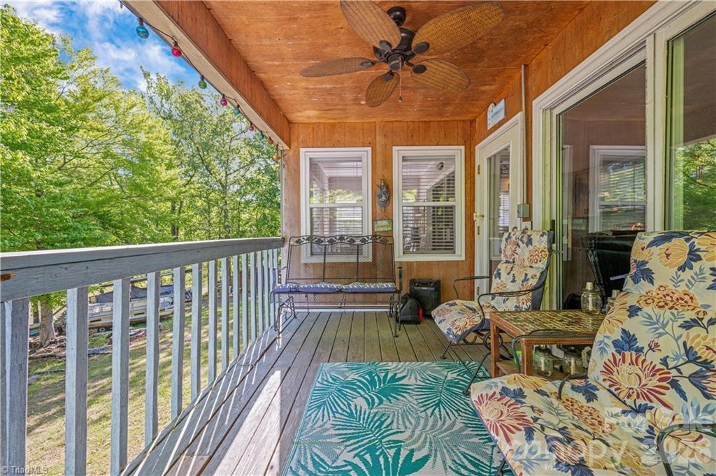 1010 Riverview Road — Lexington