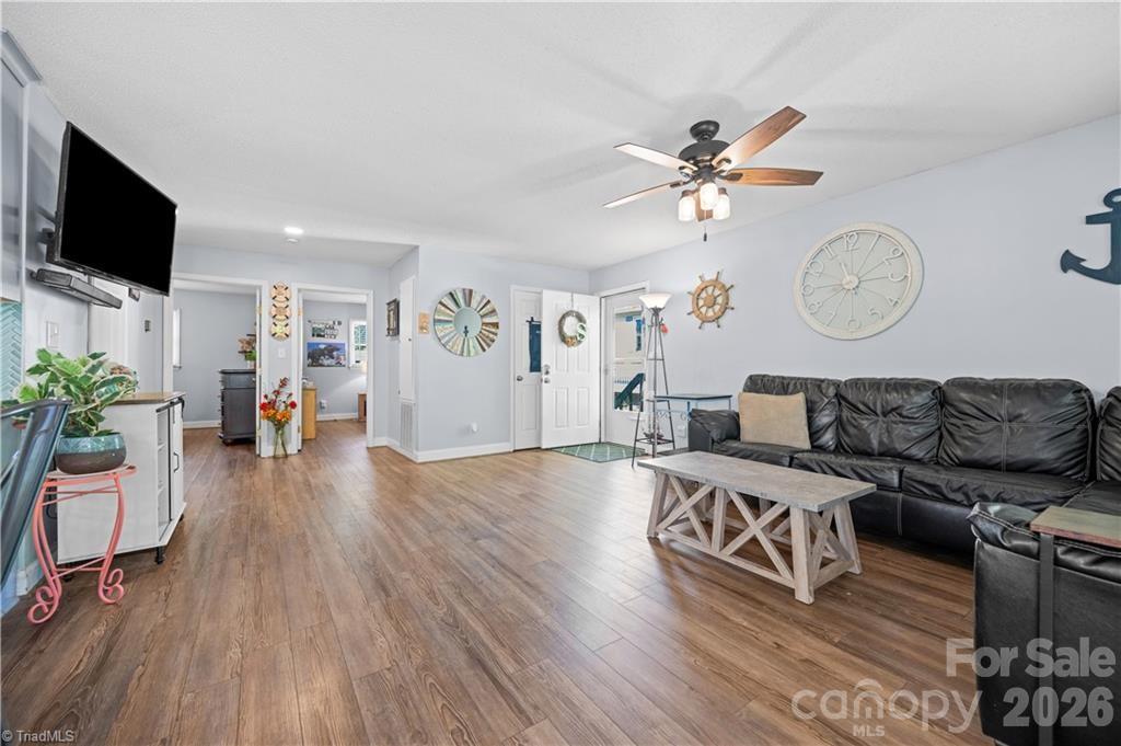 1010 Riverview Road — Lexington