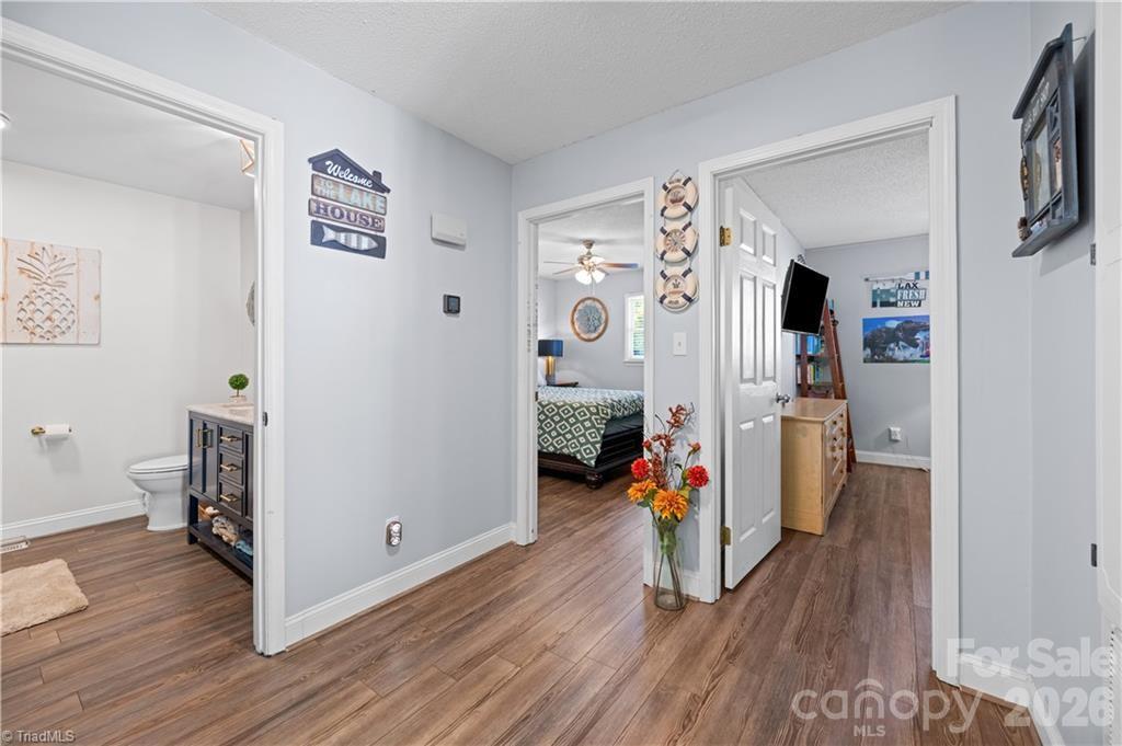1010 Riverview Road — Lexington