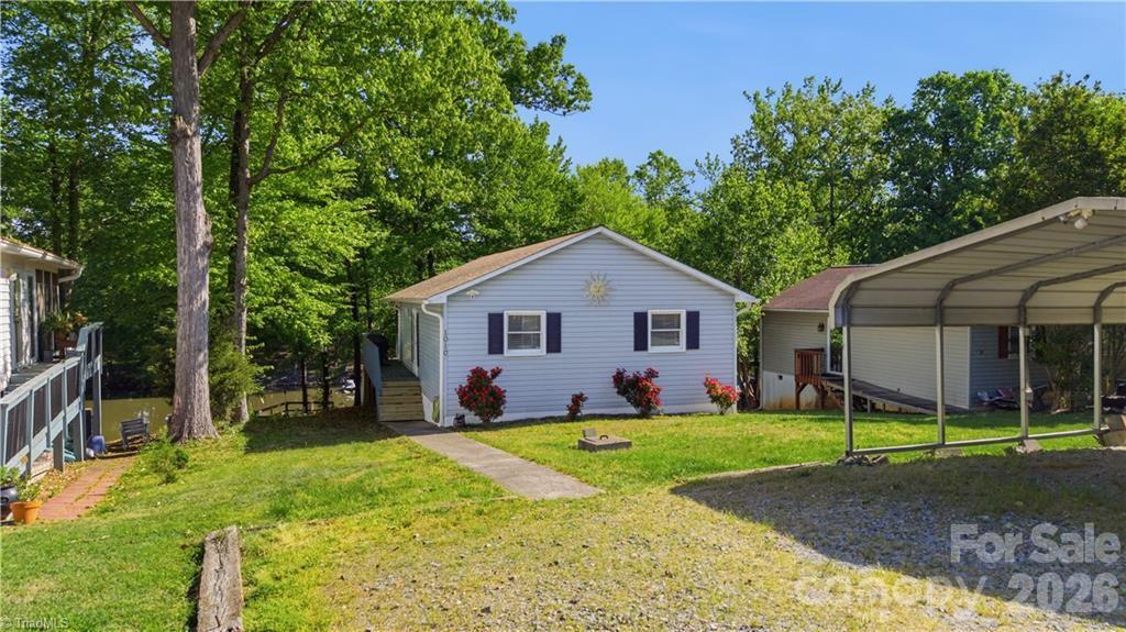 1010 Riverview Road — Lexington