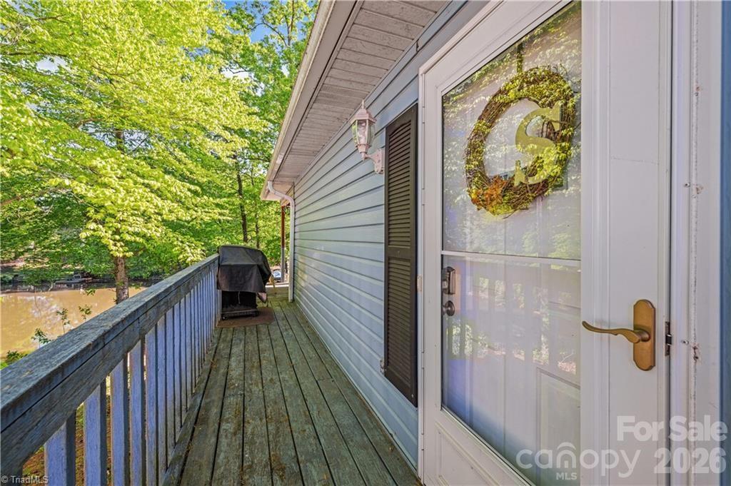 1010 Riverview Road — Lexington