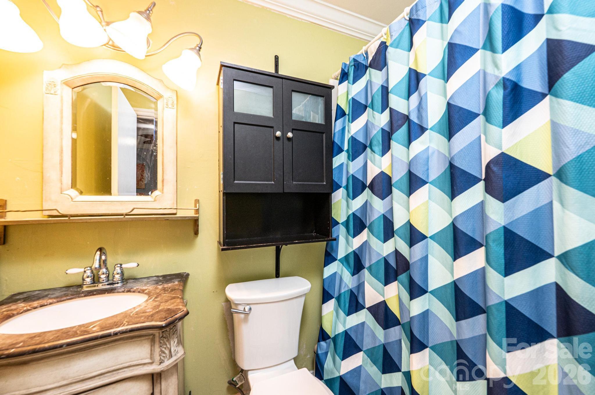 826 6th Street NW #4 — Hickory