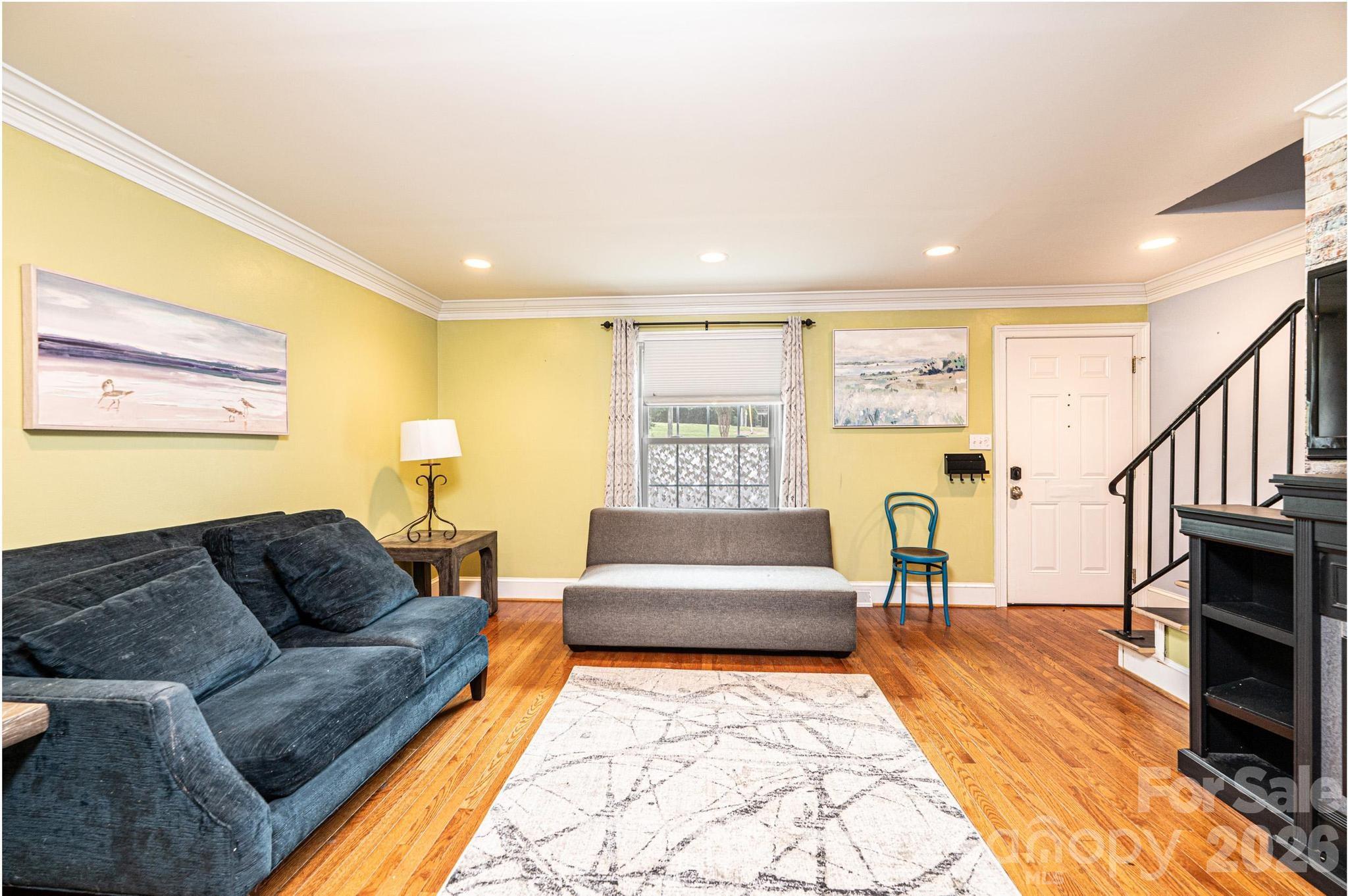 826 6th Street NW #4 — Hickory