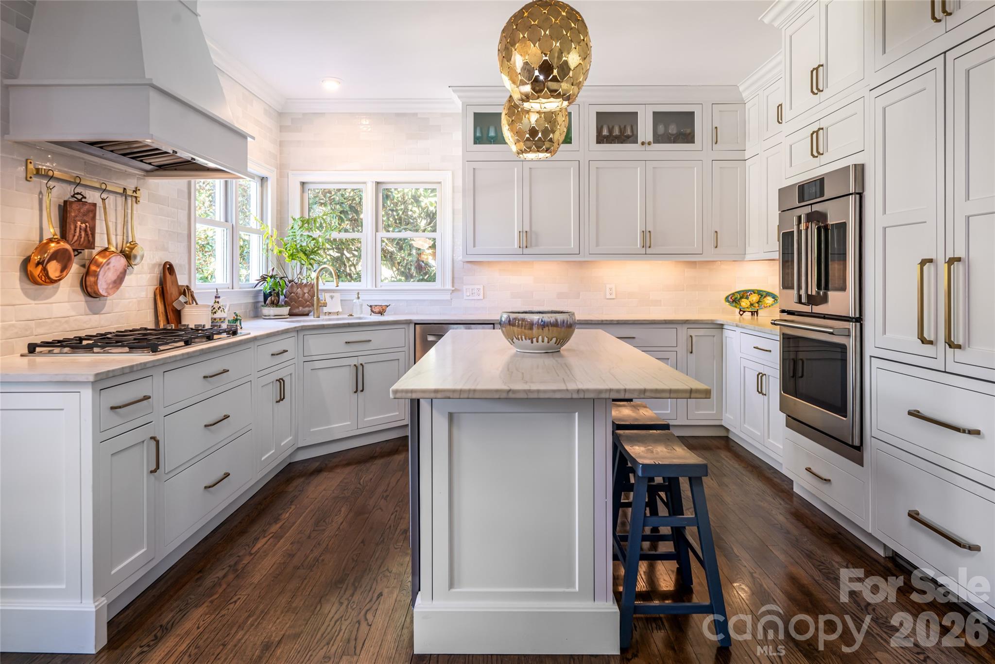 38 Pine Acre Boulevard — Asheville