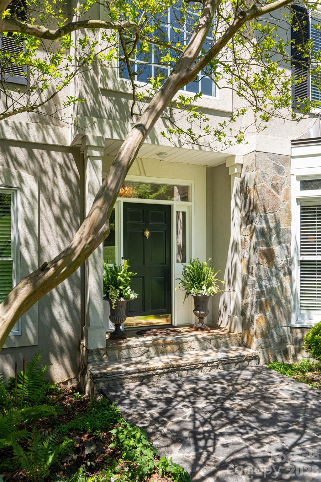 38 Pine Acre Boulevard — Asheville