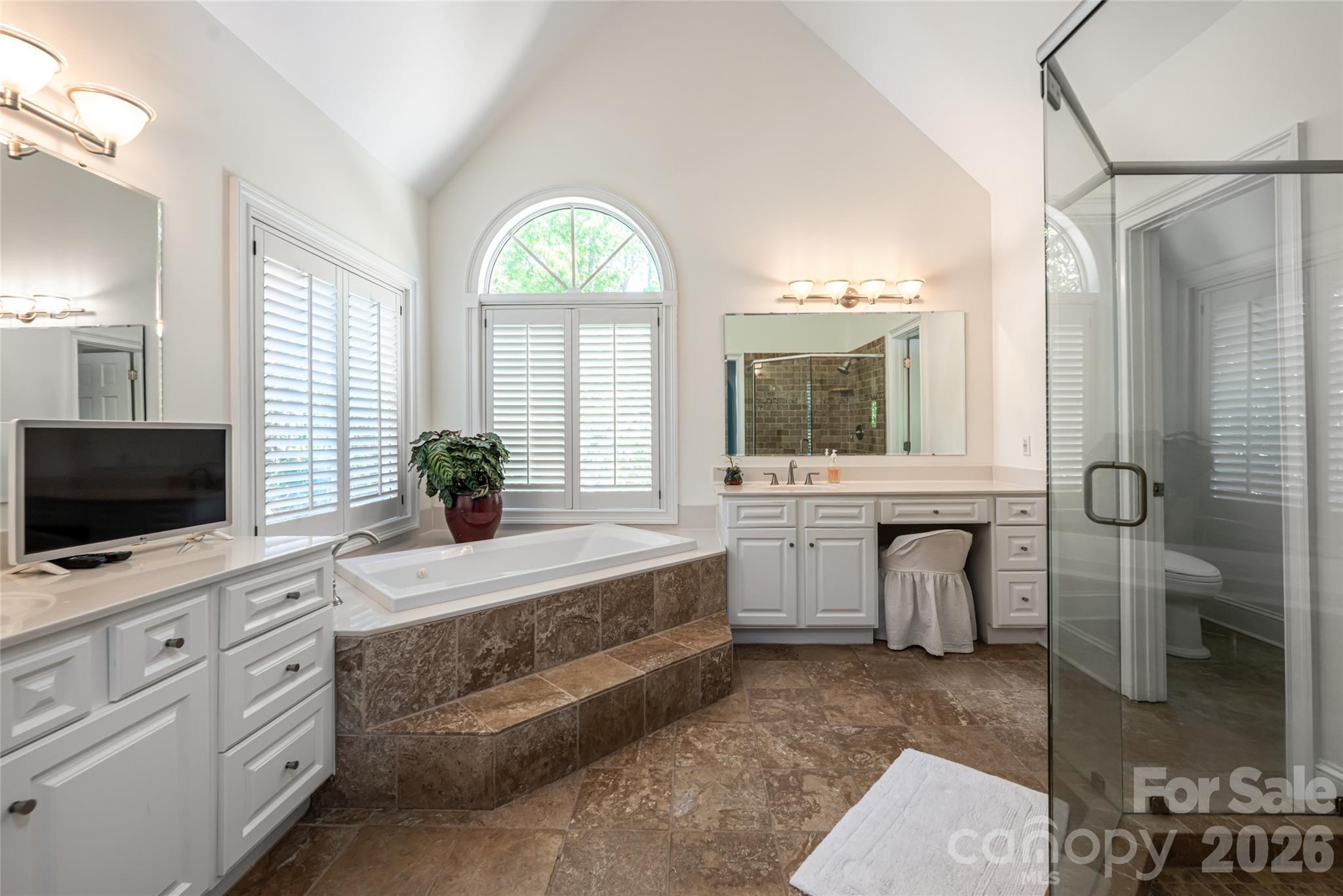 38 Pine Acre Boulevard — Asheville