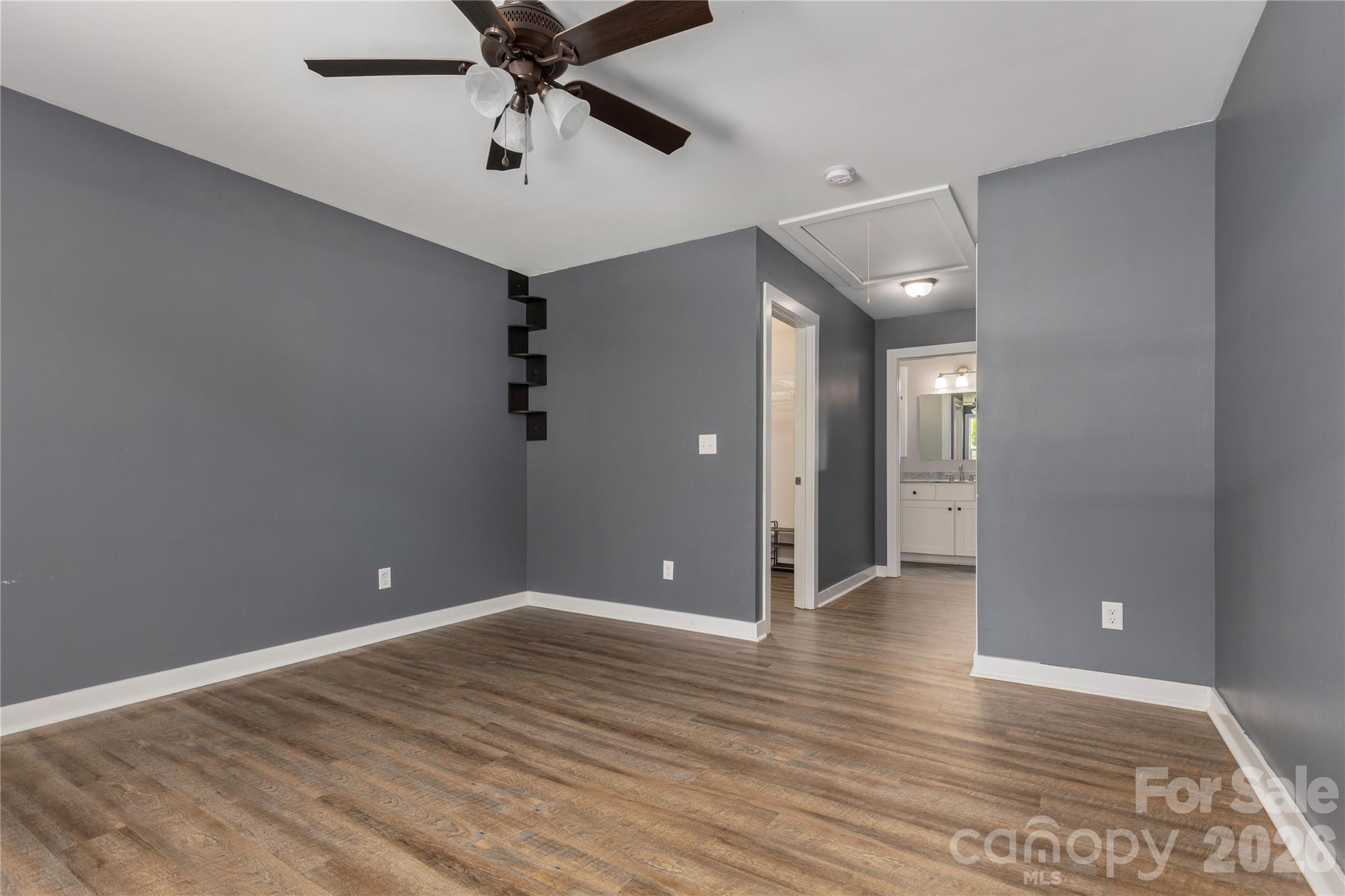 3674 New Leicester Highway — Leicester