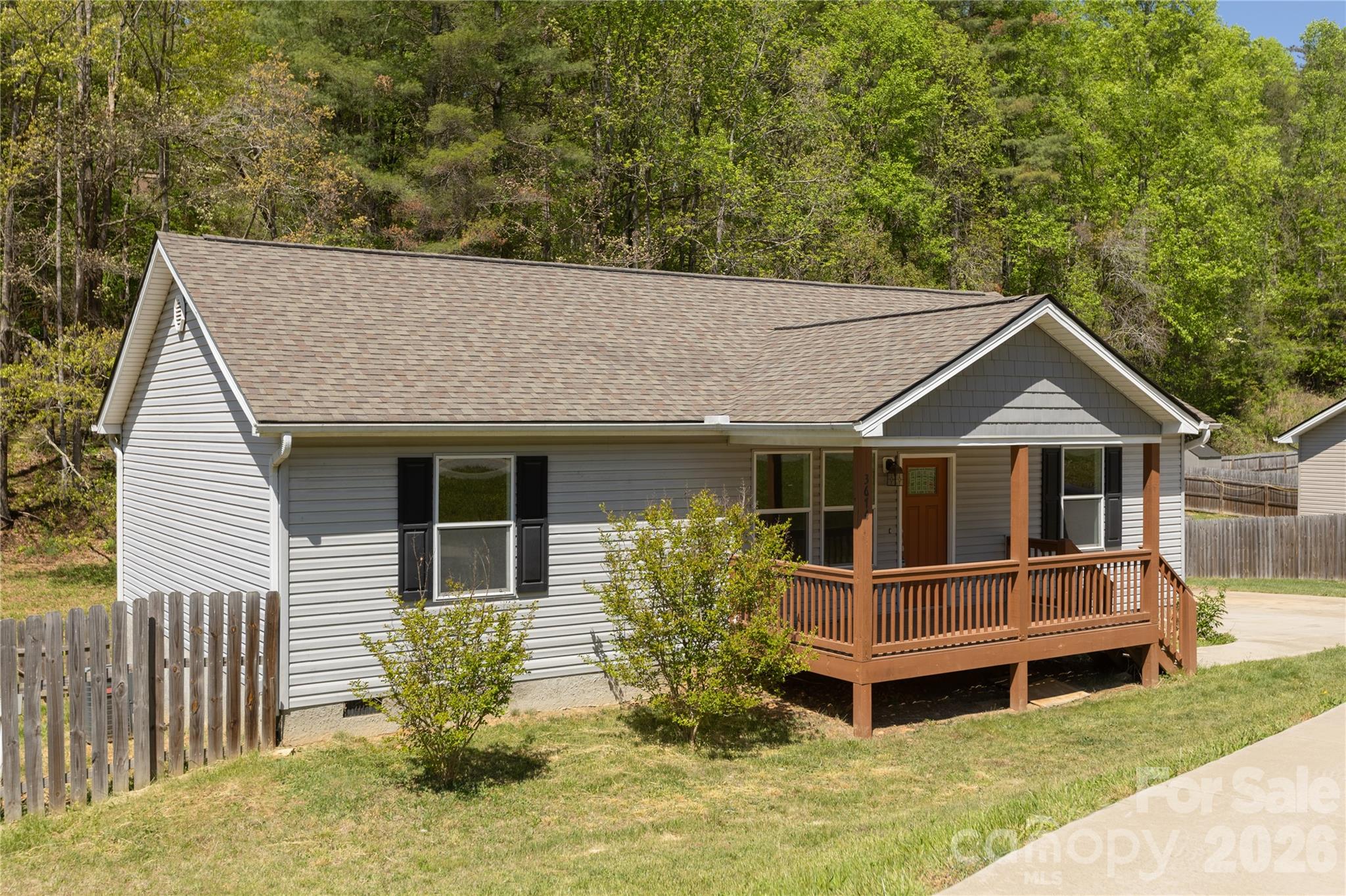 3674 New Leicester Highway — Leicester