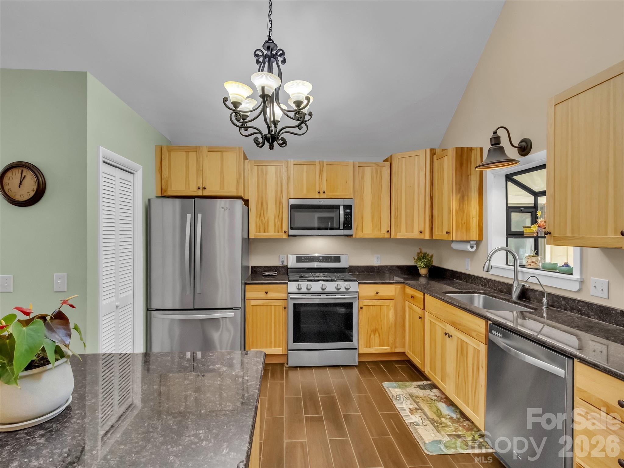 96 Garden Court — Maggie Valley