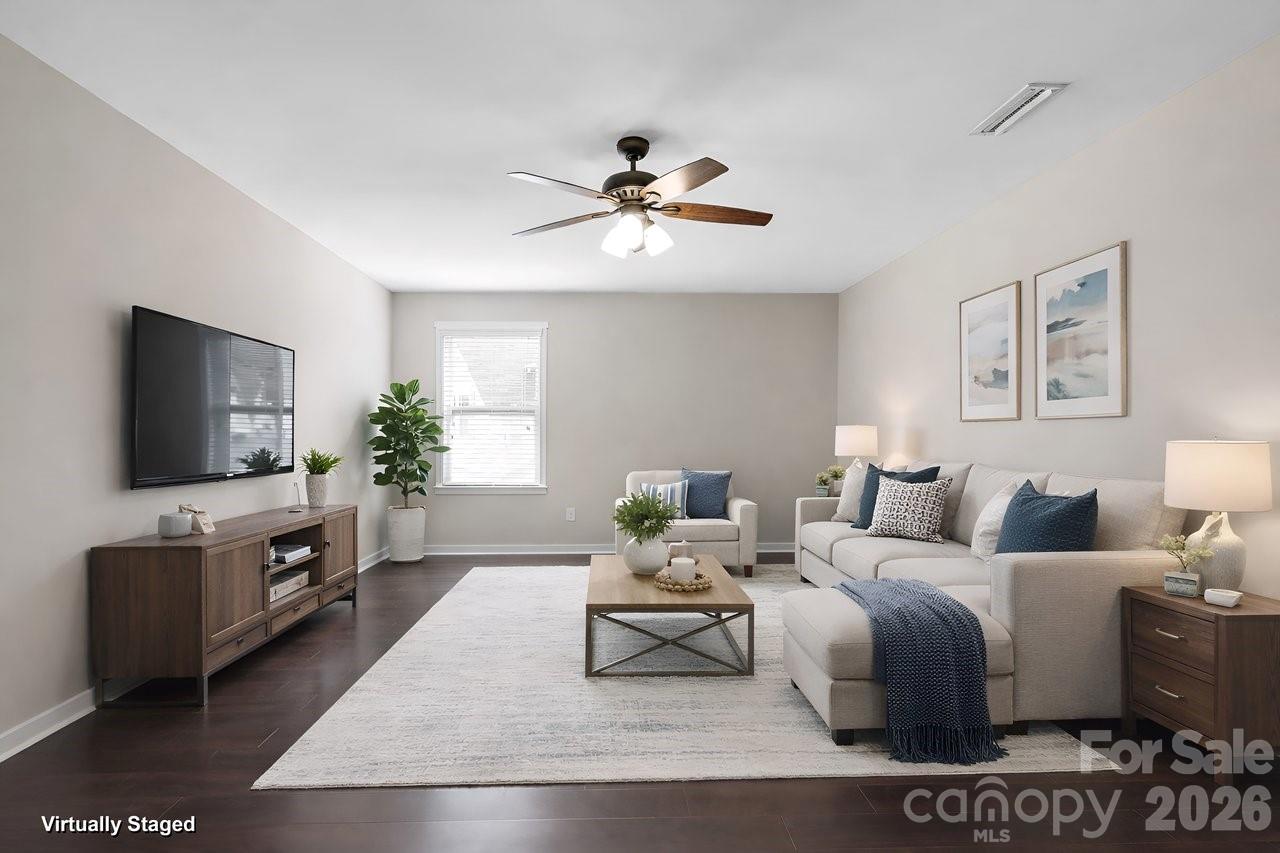 1007 Pine Bark Place — Matthews
