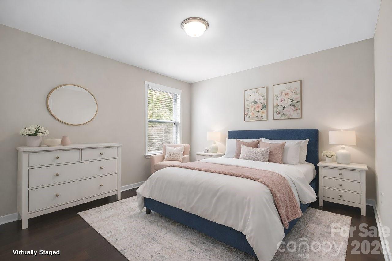 1007 Pine Bark Place — Matthews