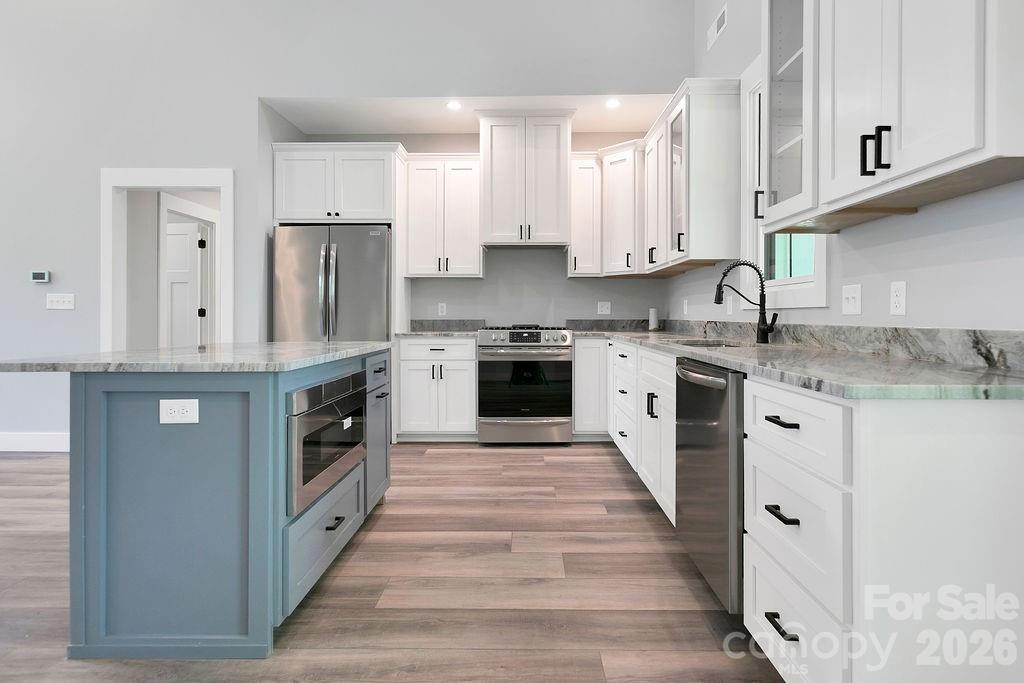 404 High Ridge Drive — Mills River