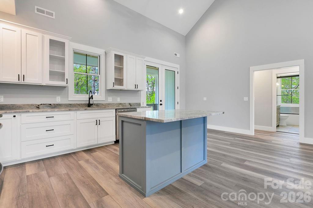 404 High Ridge Drive — Mills River