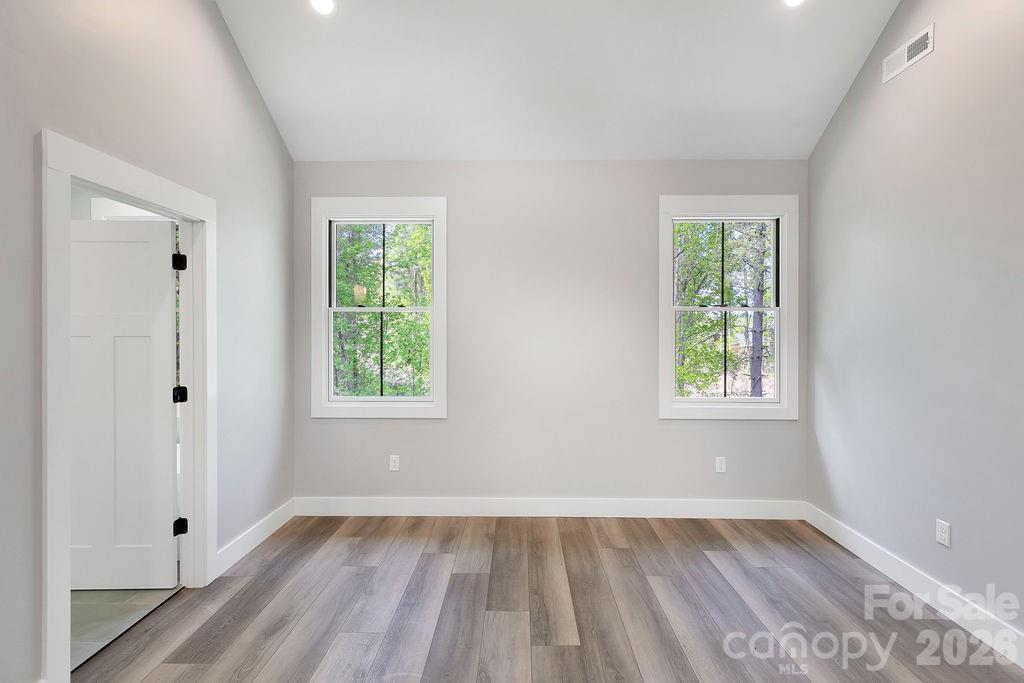 404 High Ridge Drive — Mills River