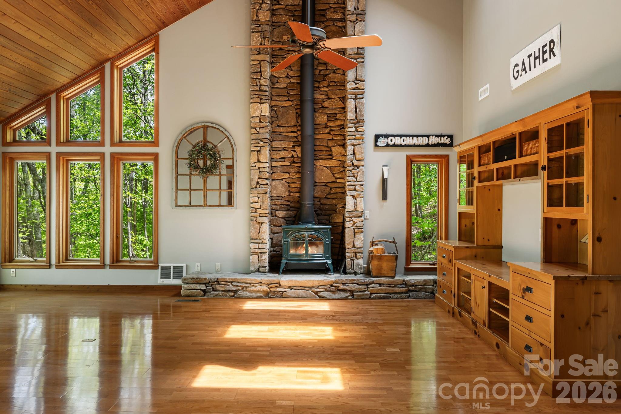 24 Smokey Road — Asheville