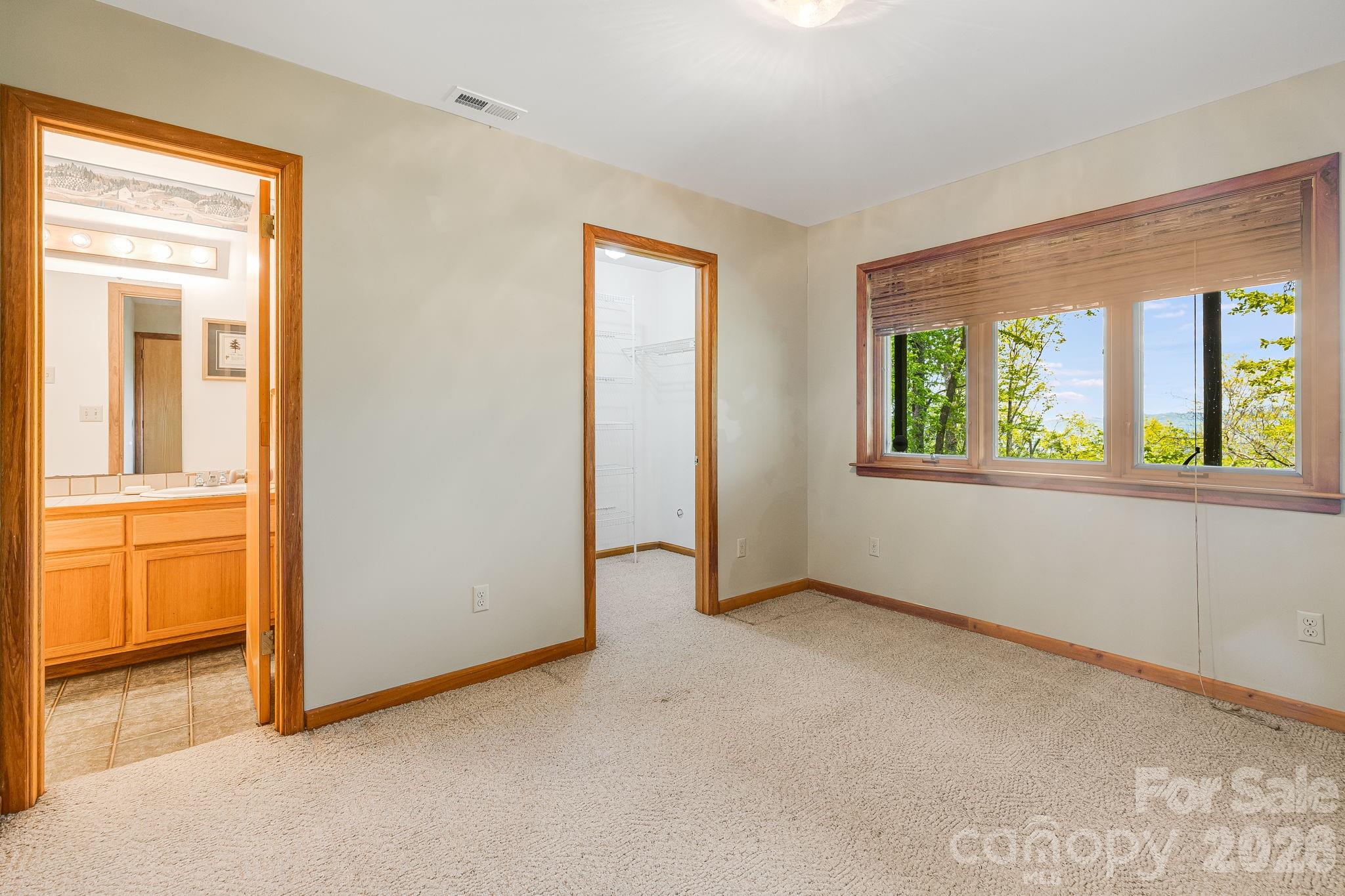 24 Smokey Road — Asheville