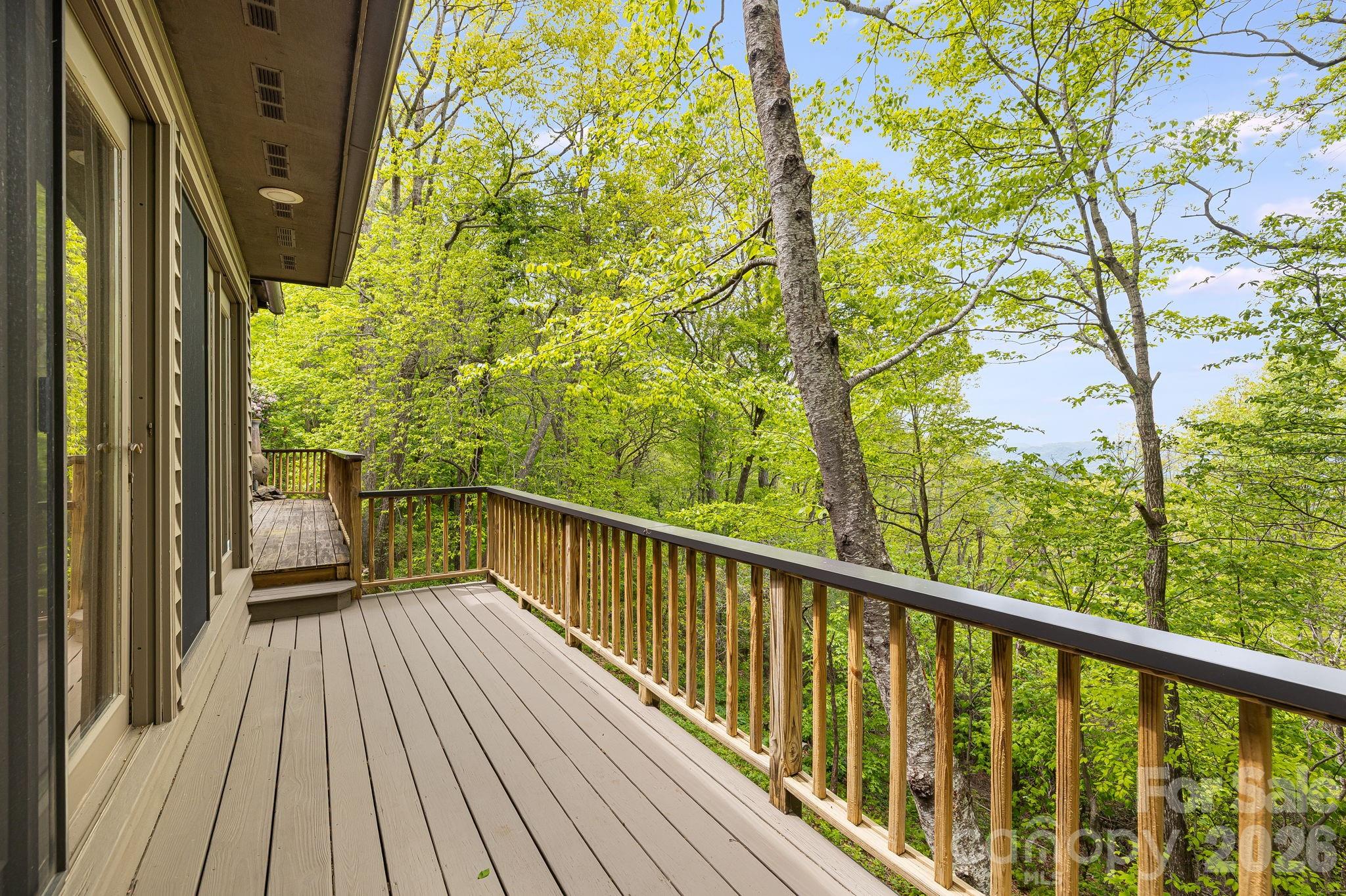 24 Smokey Road — Asheville