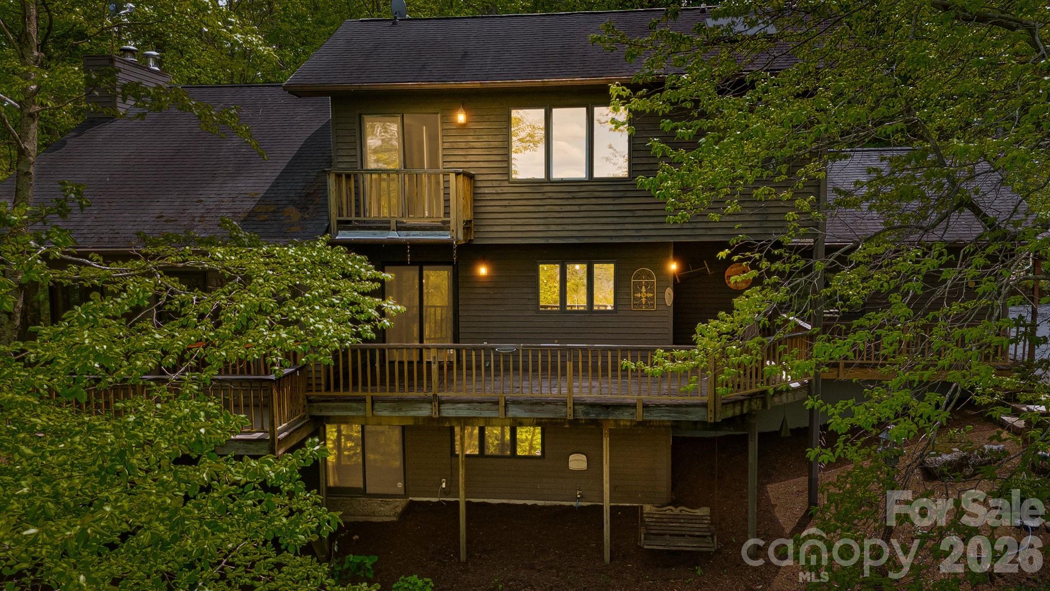 24 Smokey Road — Asheville