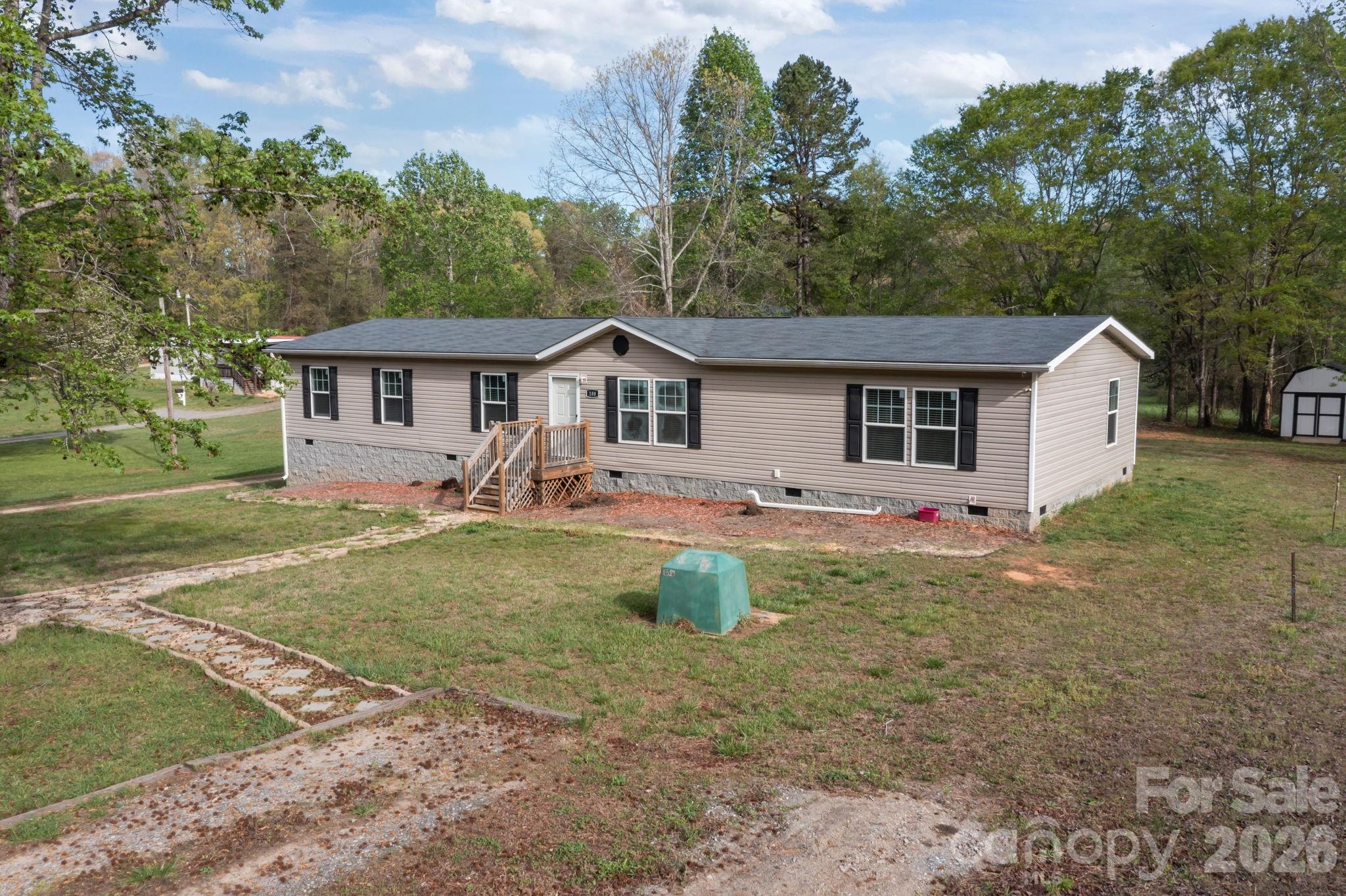 188 Low Lane — Statesville