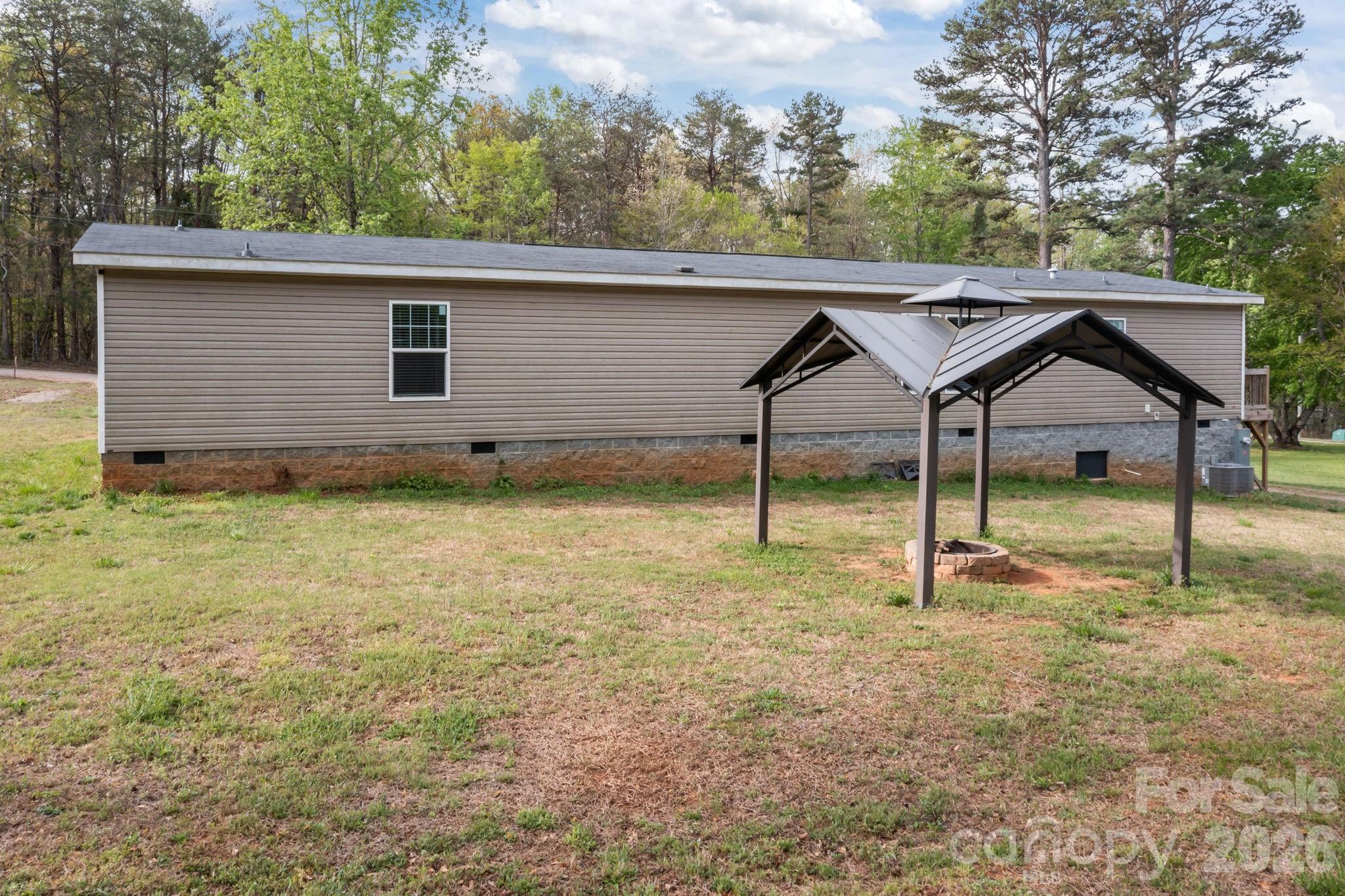 188 Low Lane — Statesville