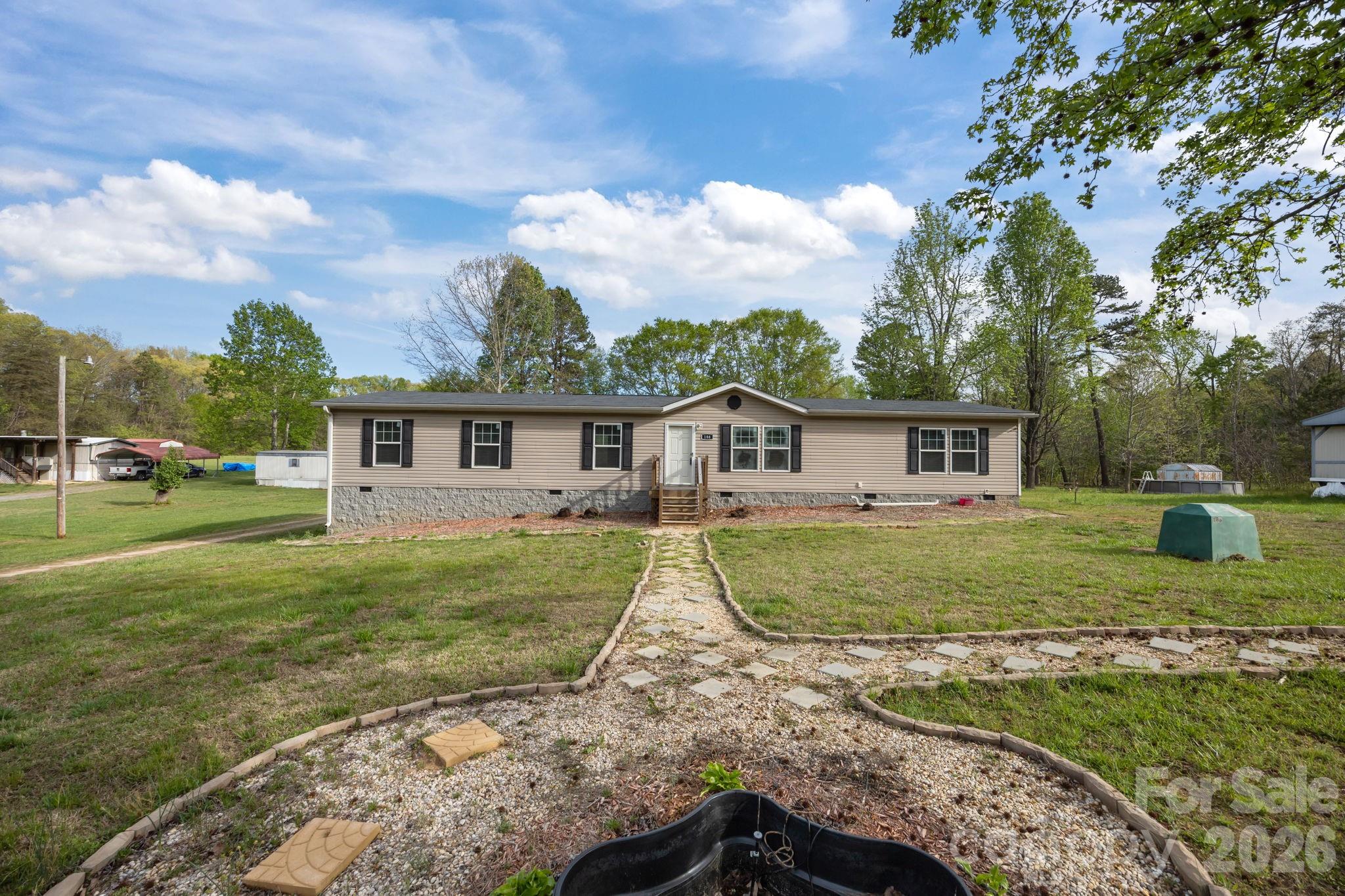 188 Low Lane — Statesville
