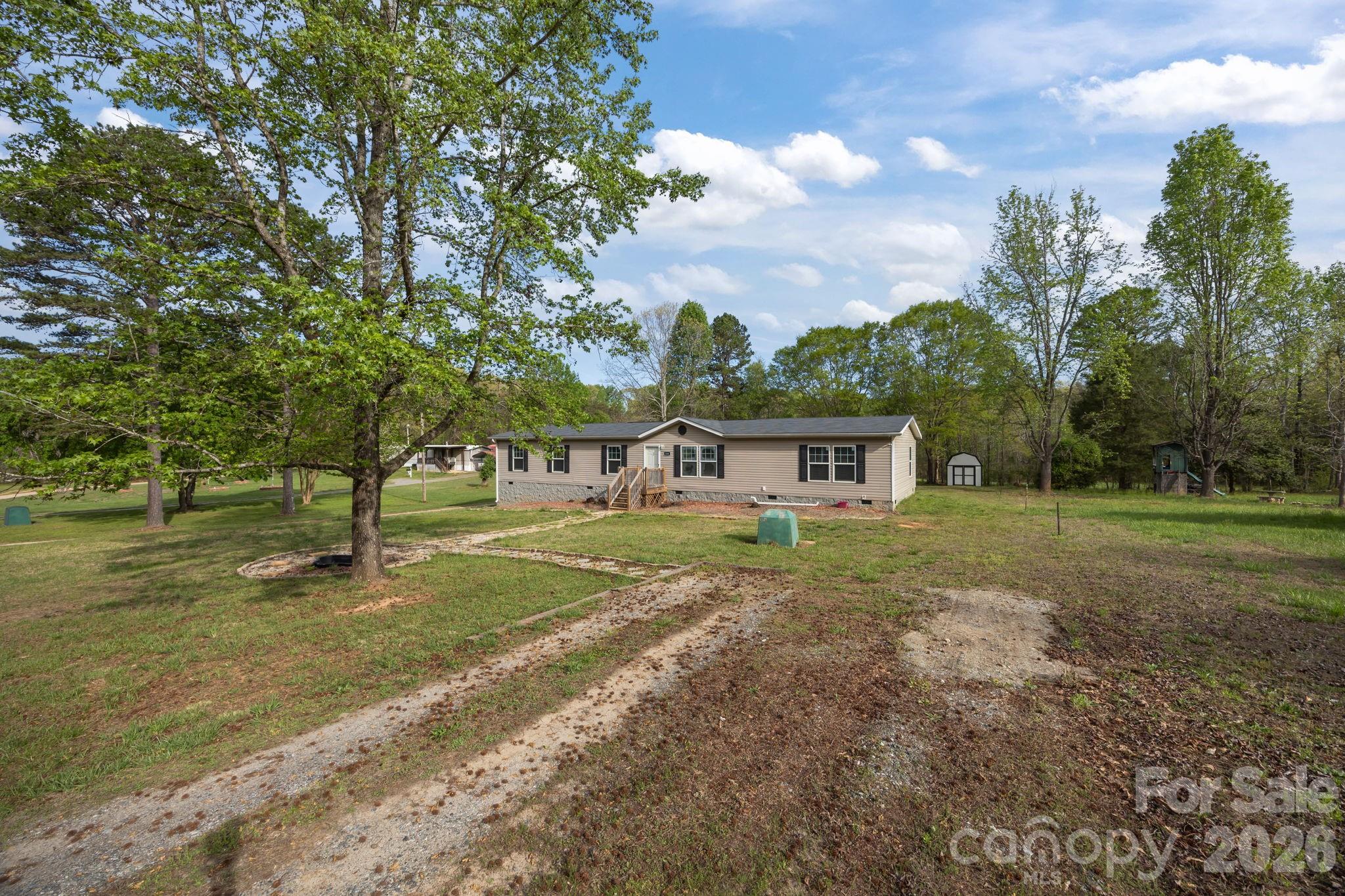 188 Low Lane — Statesville