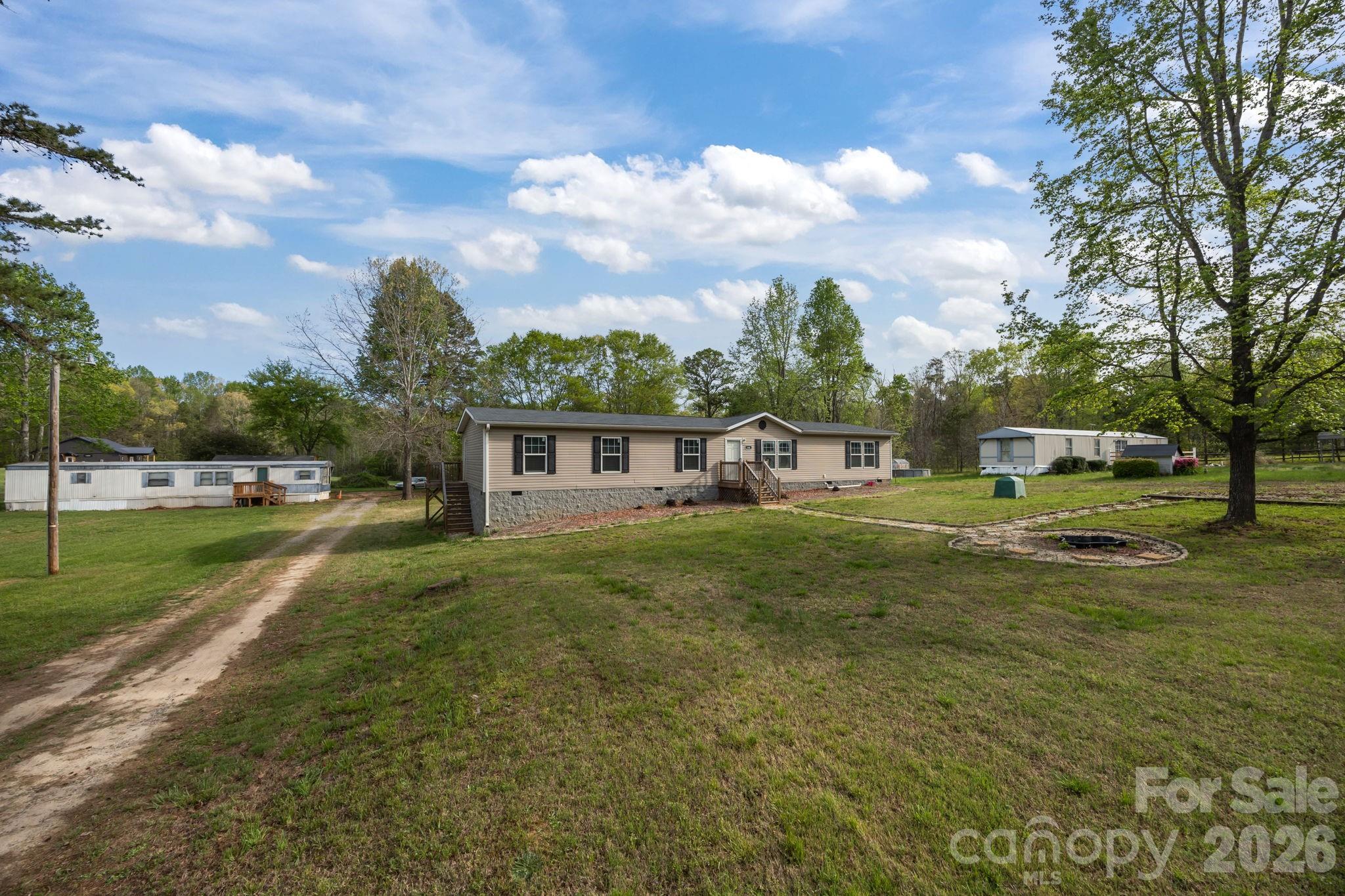 188 Low Lane — Statesville