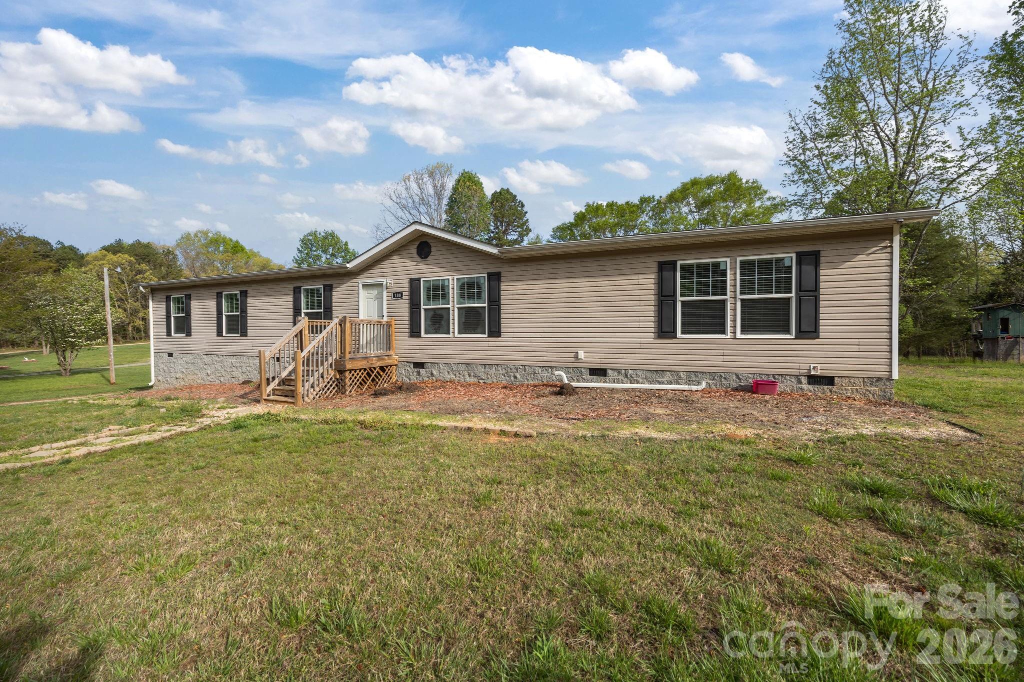 188 Low Lane — Statesville