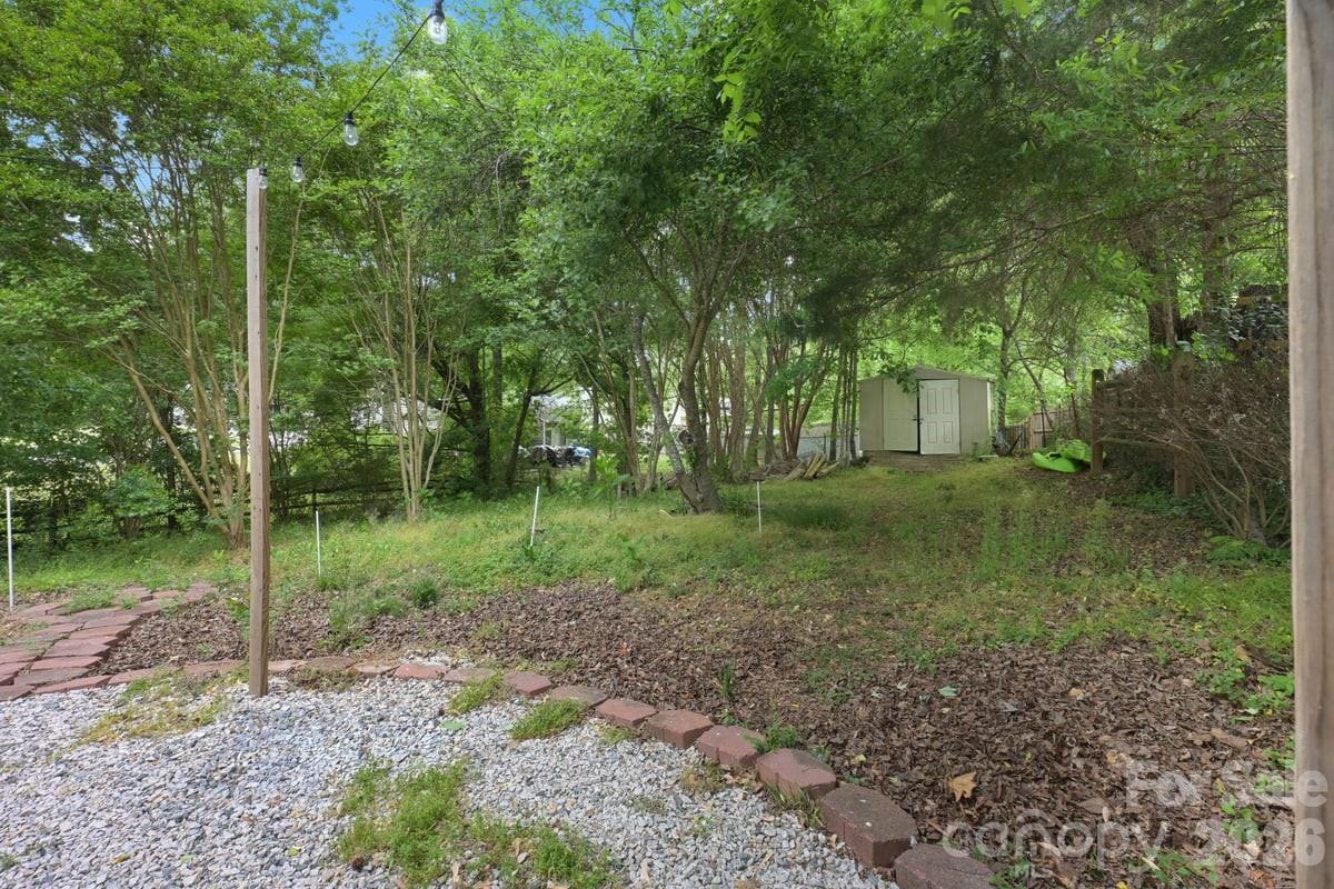 7811 Heatherdale Court — Charlotte