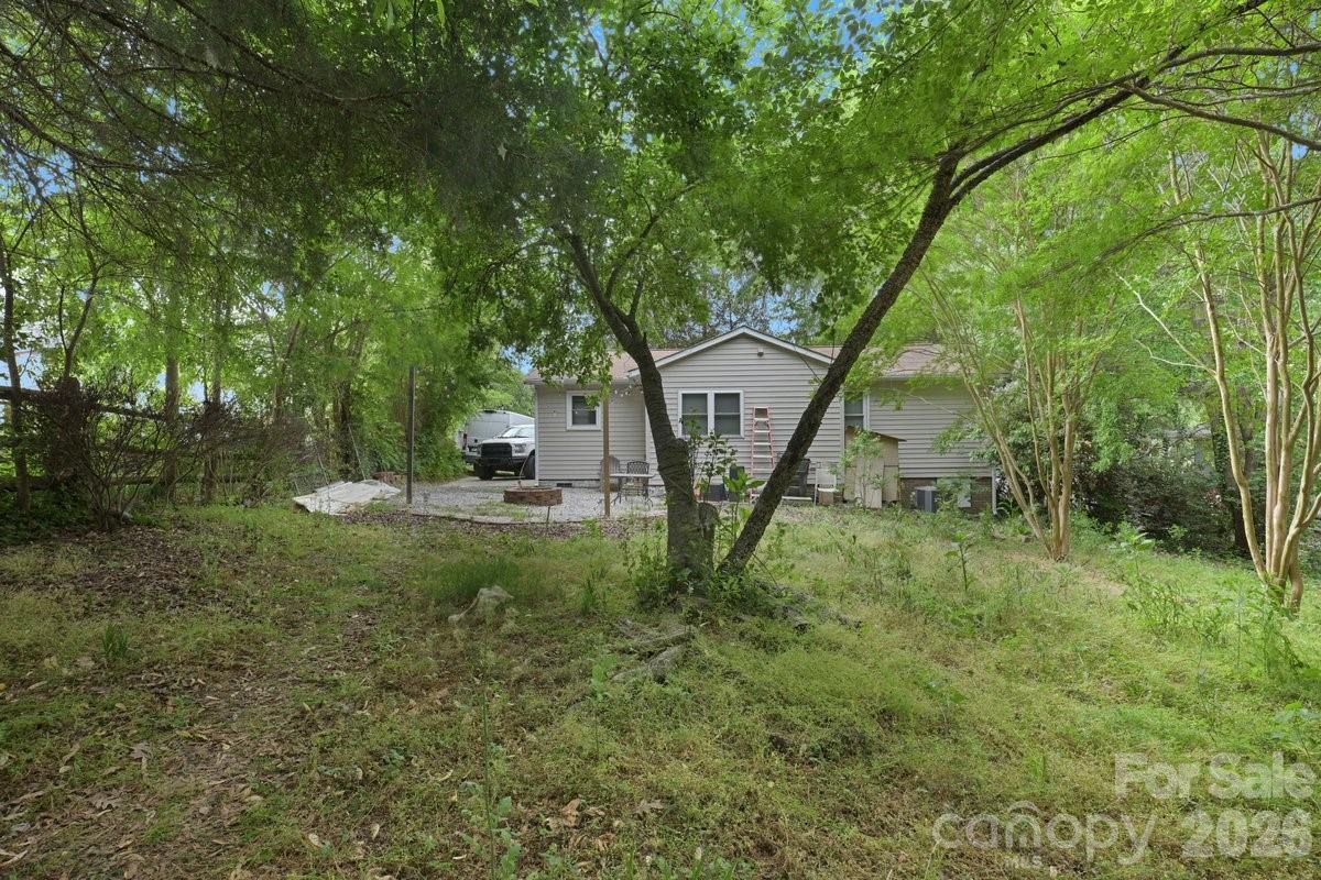 7811 Heatherdale Court — Charlotte