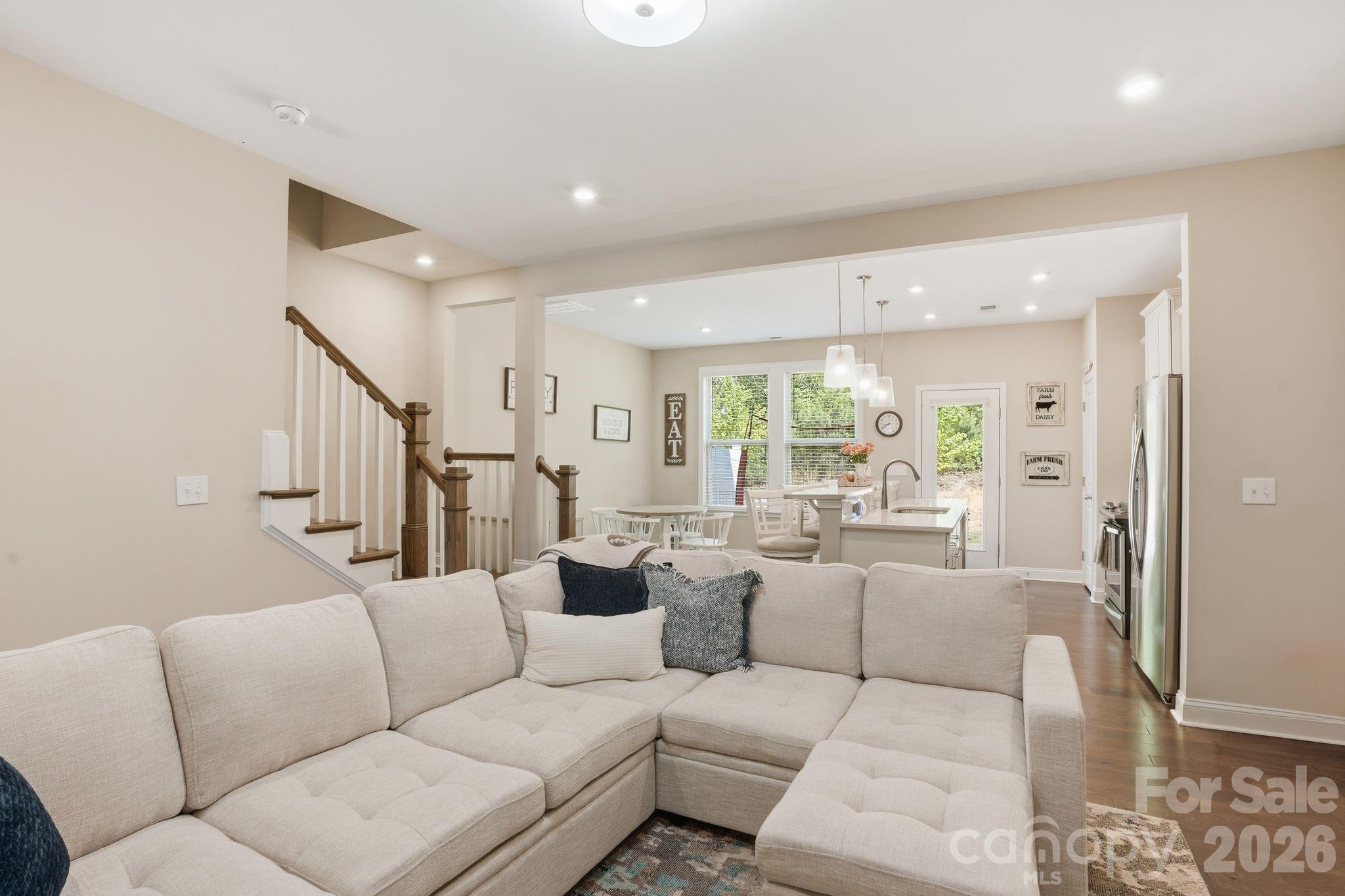 2038 Suttonview Road — Fort Mill
