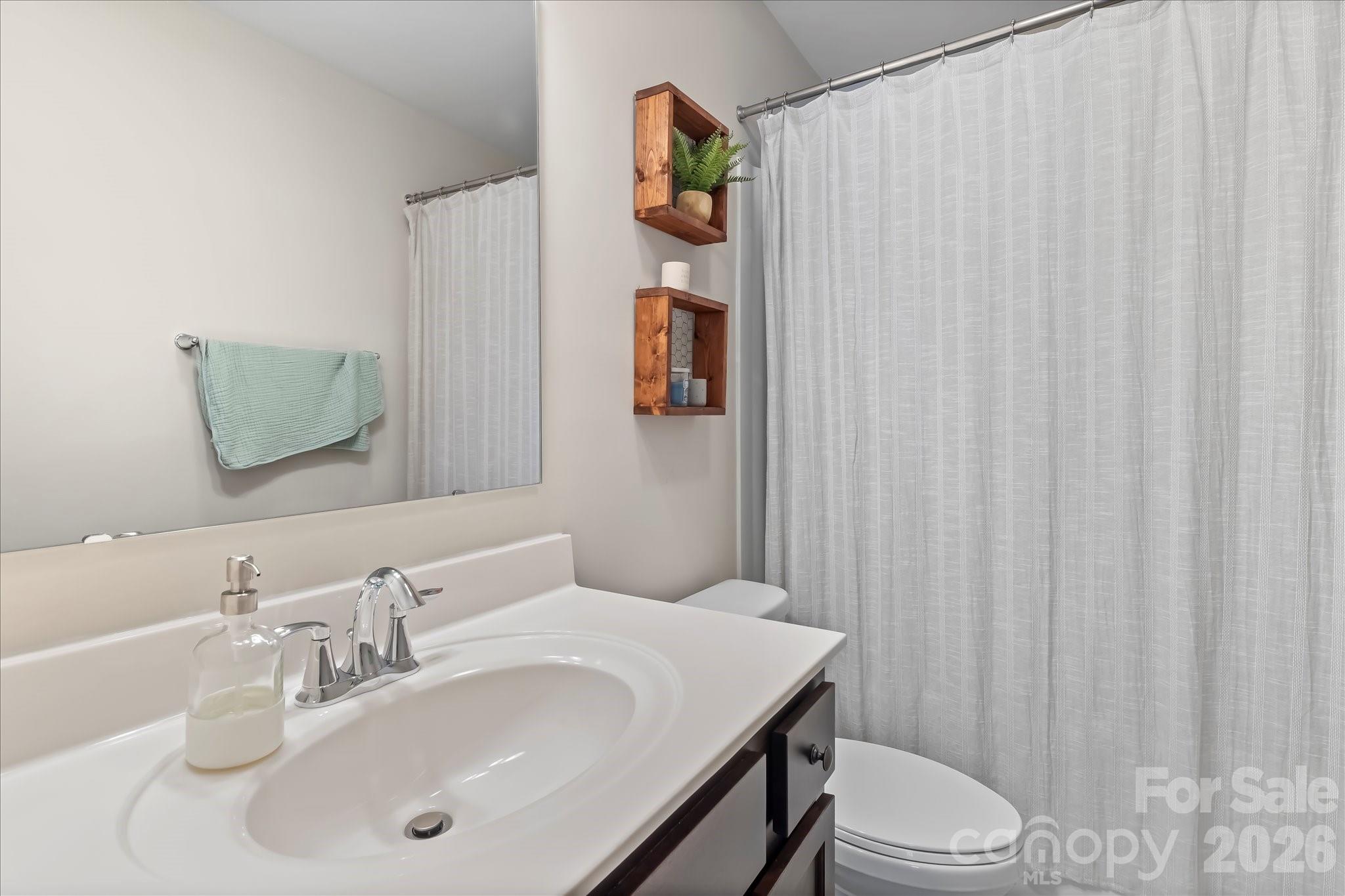 174 Parkmont Drive — Troutman
