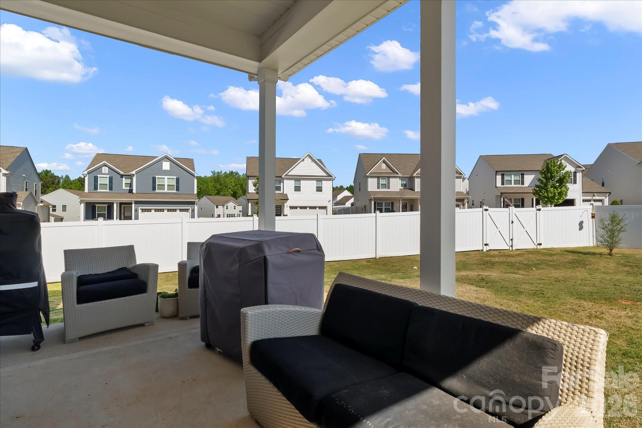 174 Parkmont Drive — Troutman