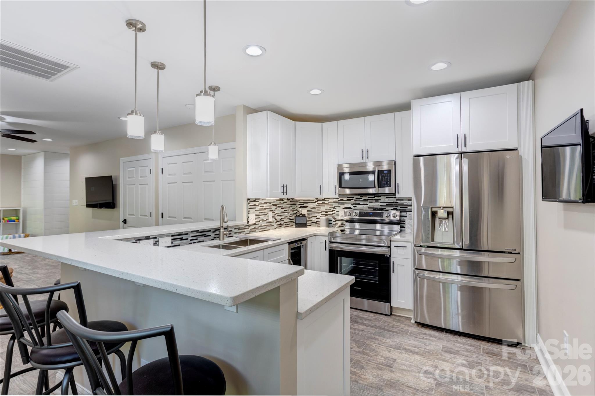 1390 Bennington Drive NW — Concord